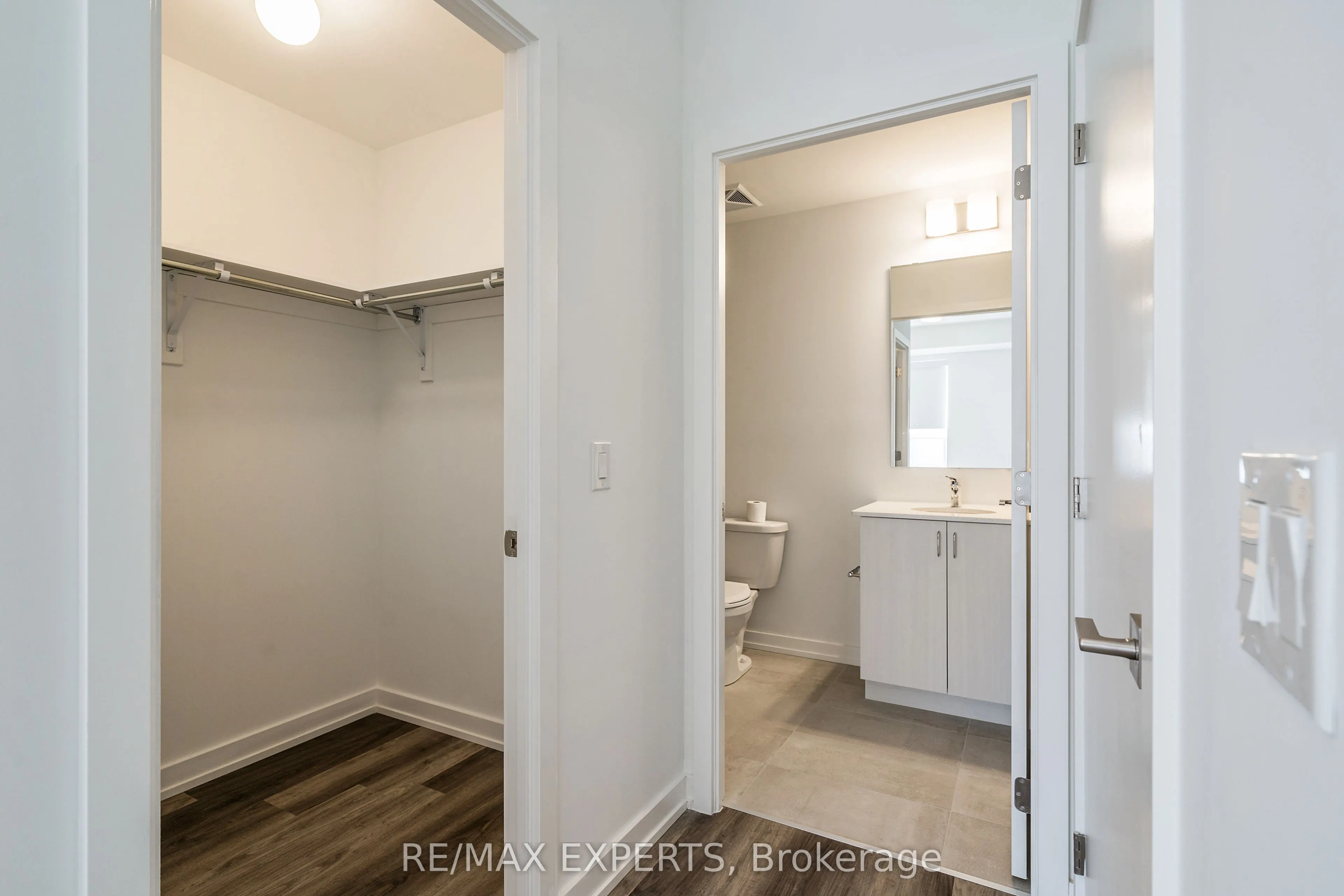 430 Essa Road, #202