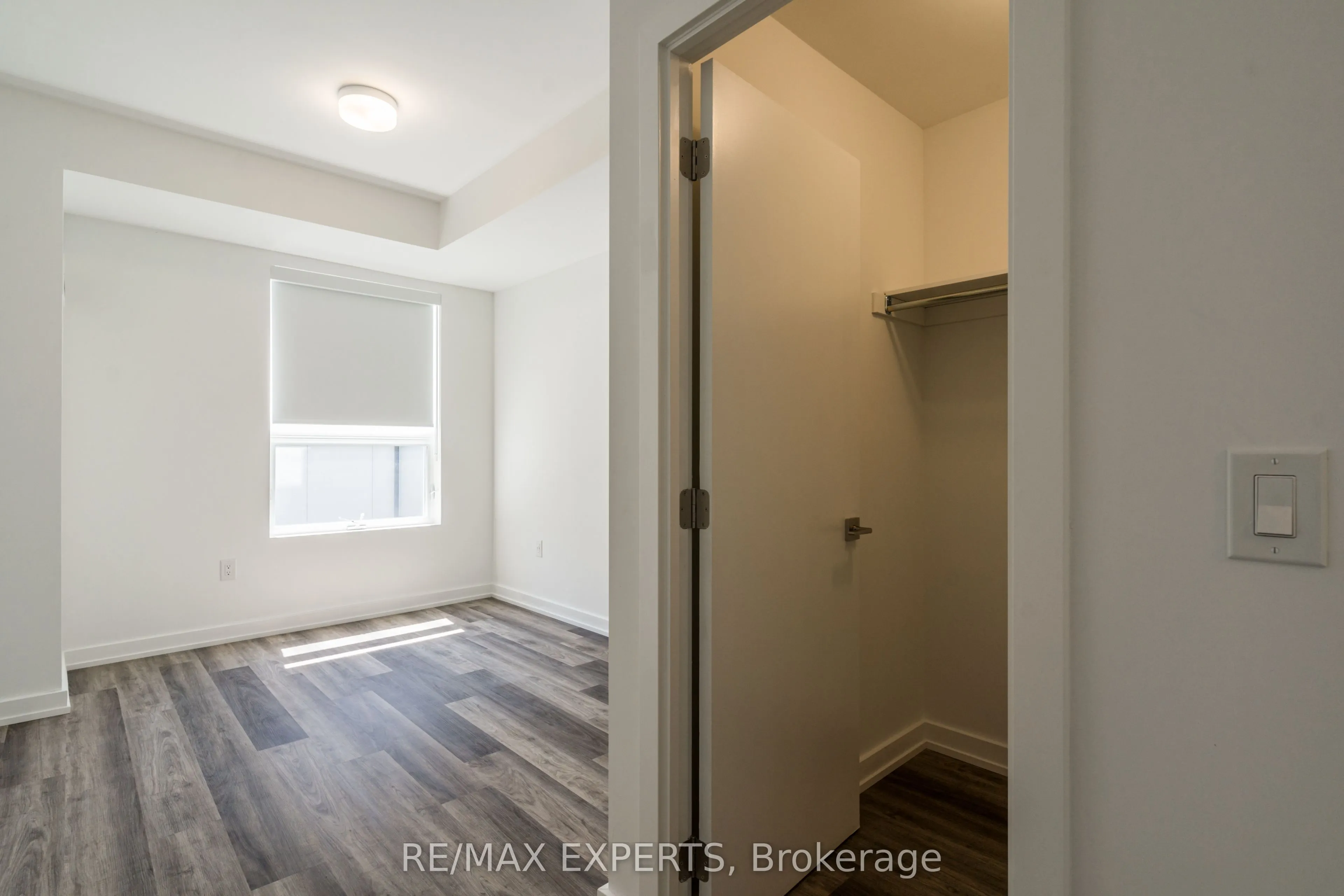 430 Essa Road, #202