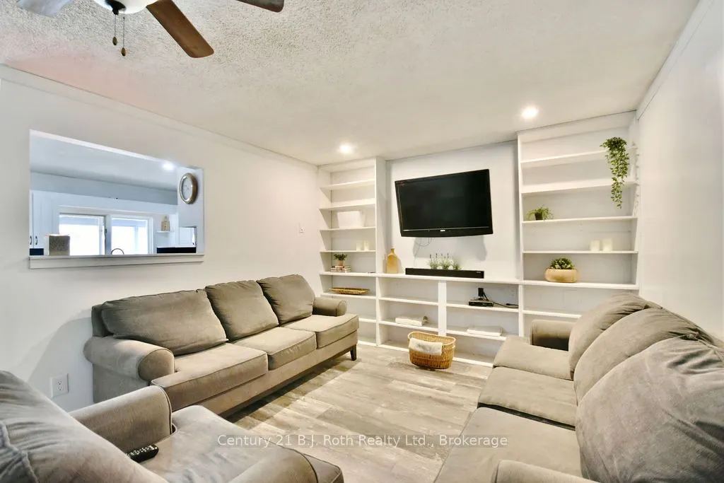 2286 Flos Ten Road E