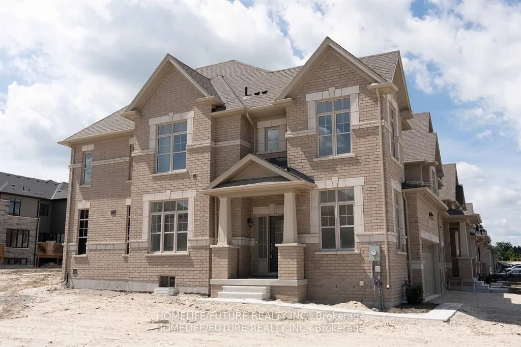 77 Federica Crescent