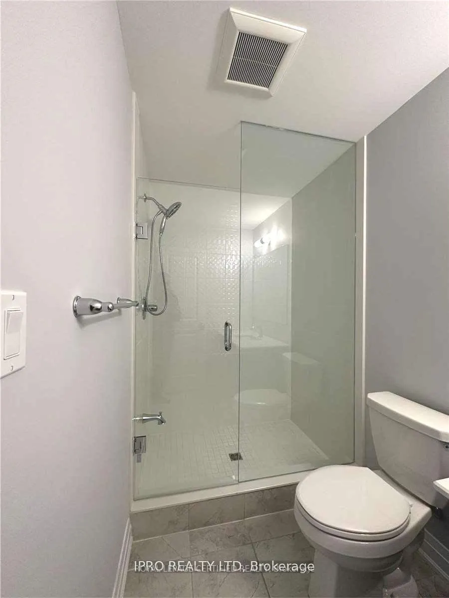 30 Periwinkle Road W