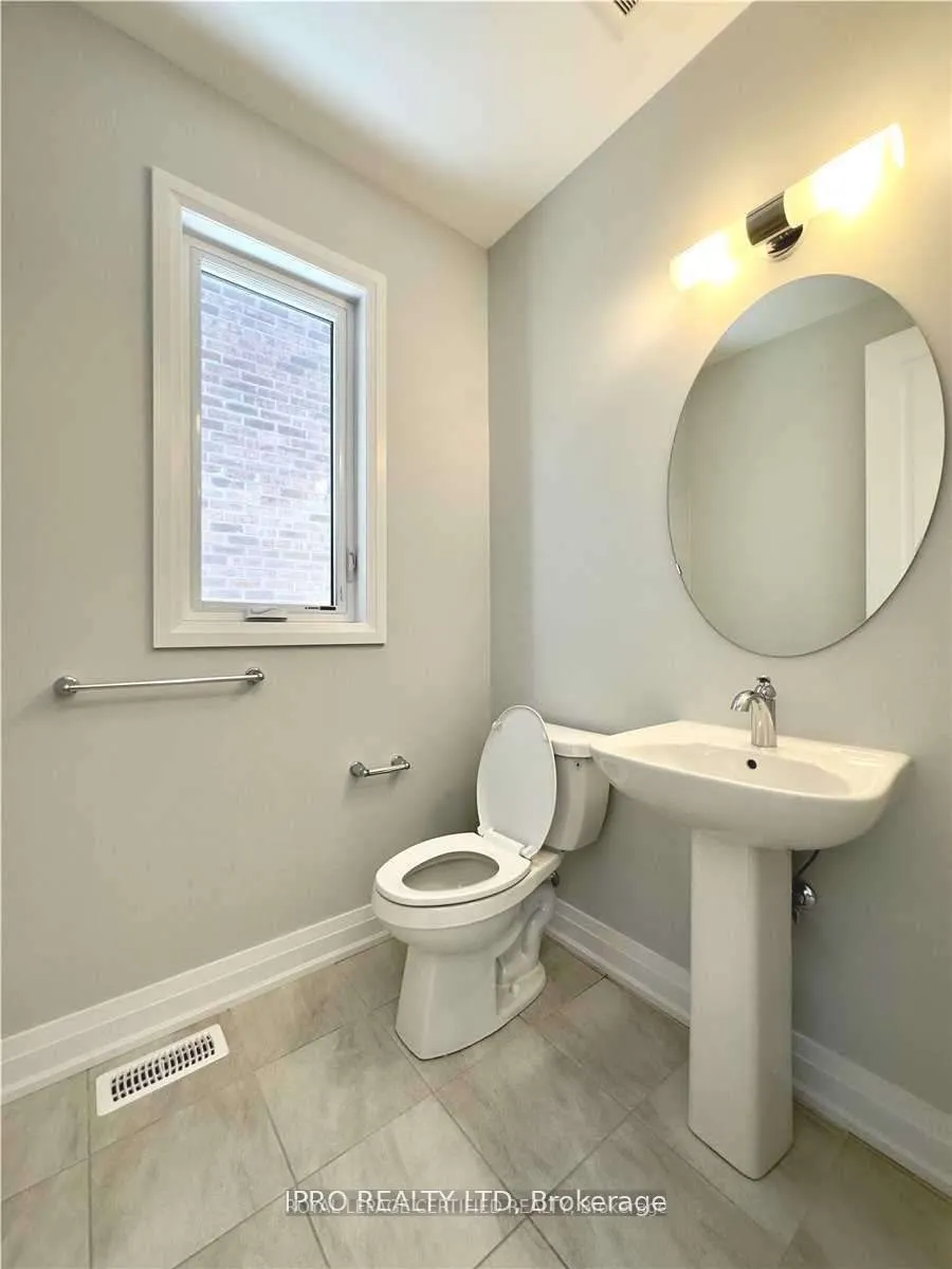 30 Periwinkle Road W