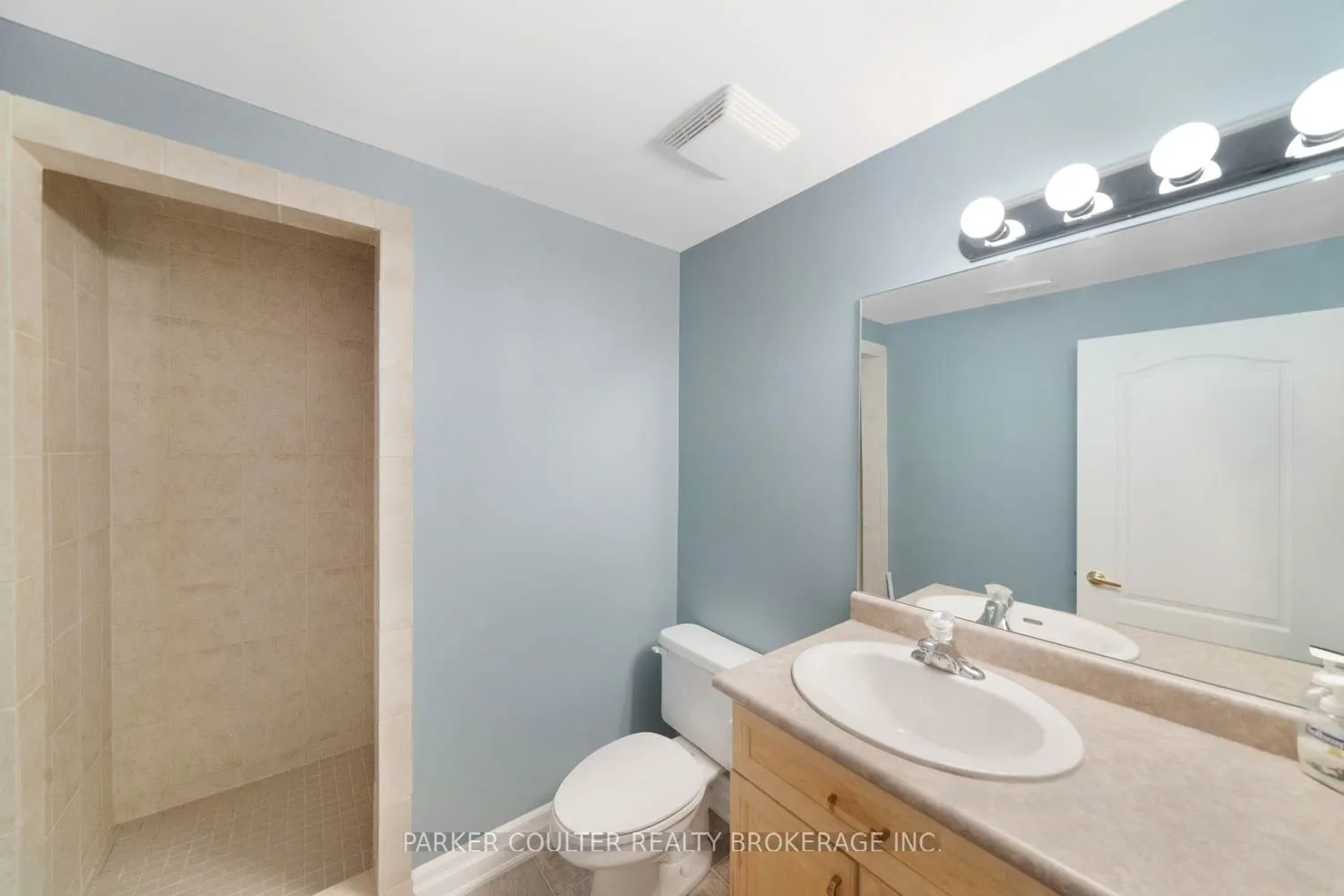 90 Burke Street, #6