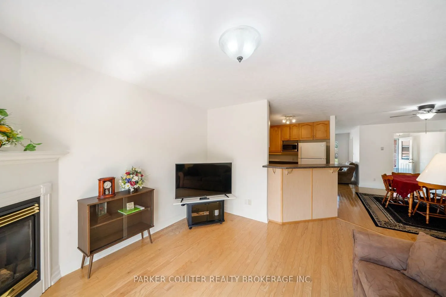90 Burke Street, #6