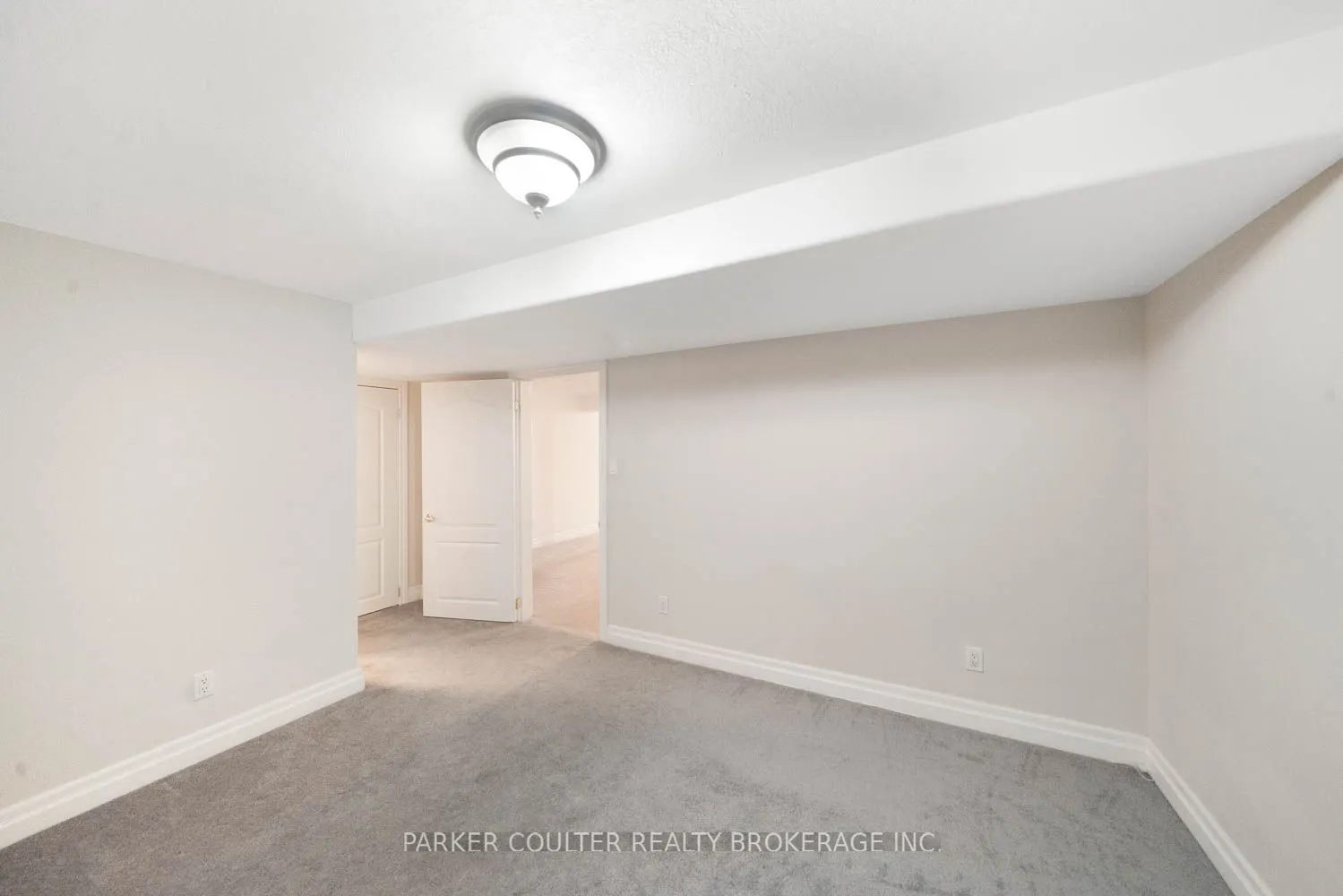 90 Burke Street, #6