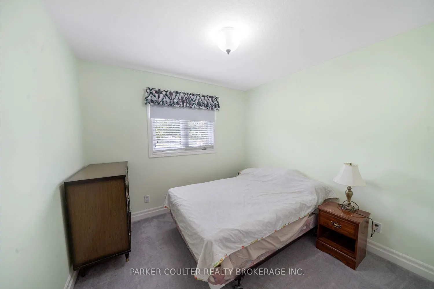 90 Burke Street, #6