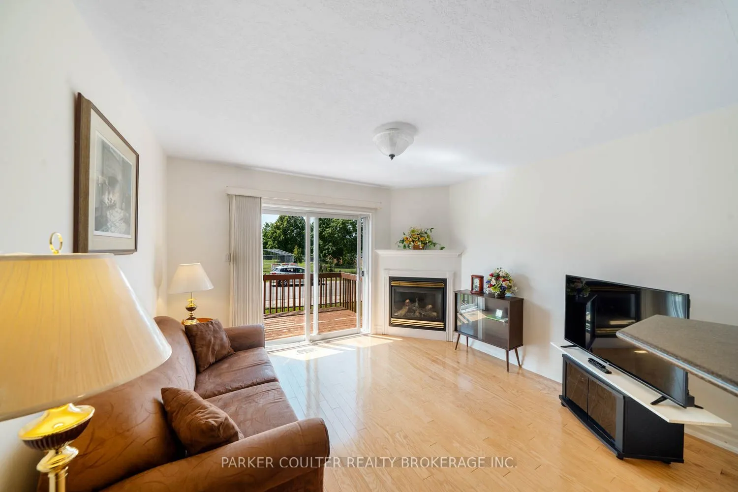 90 Burke Street, #6