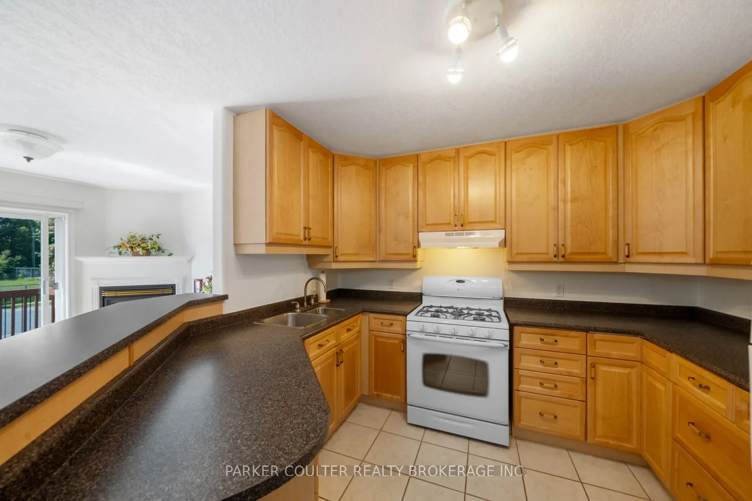 90 Burke Street, #6