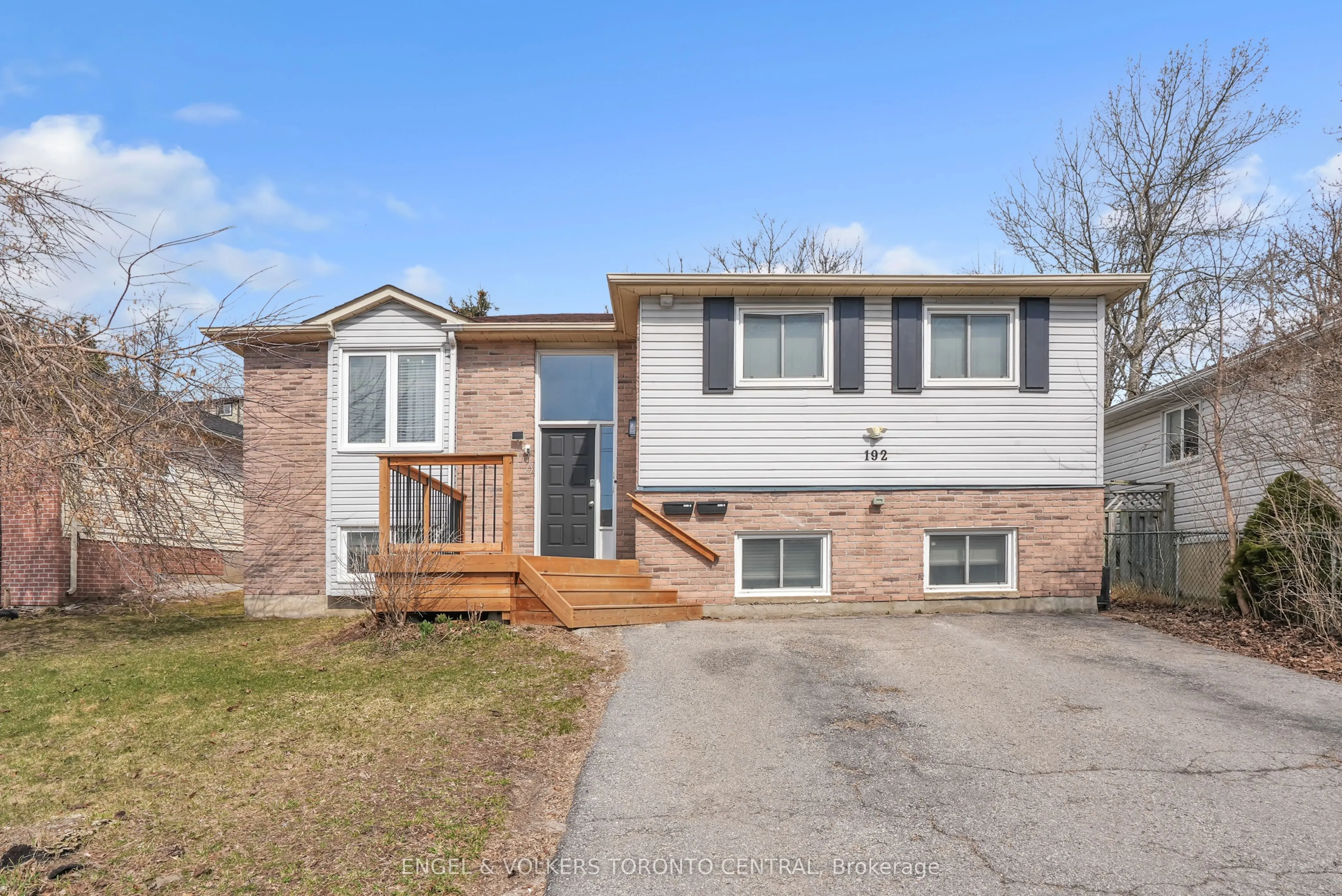 192 Edgehill Drive