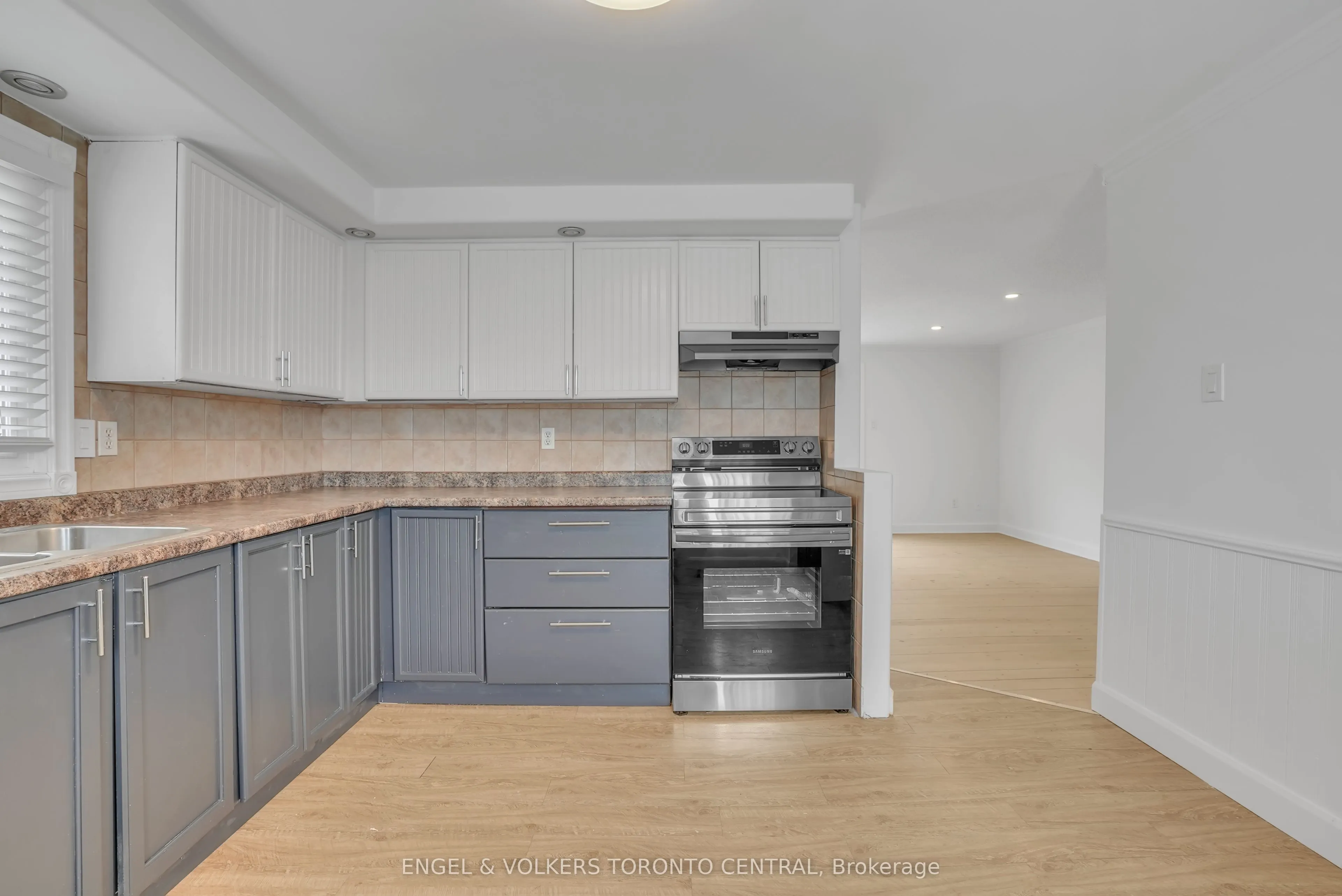 192 Edgehill Drive