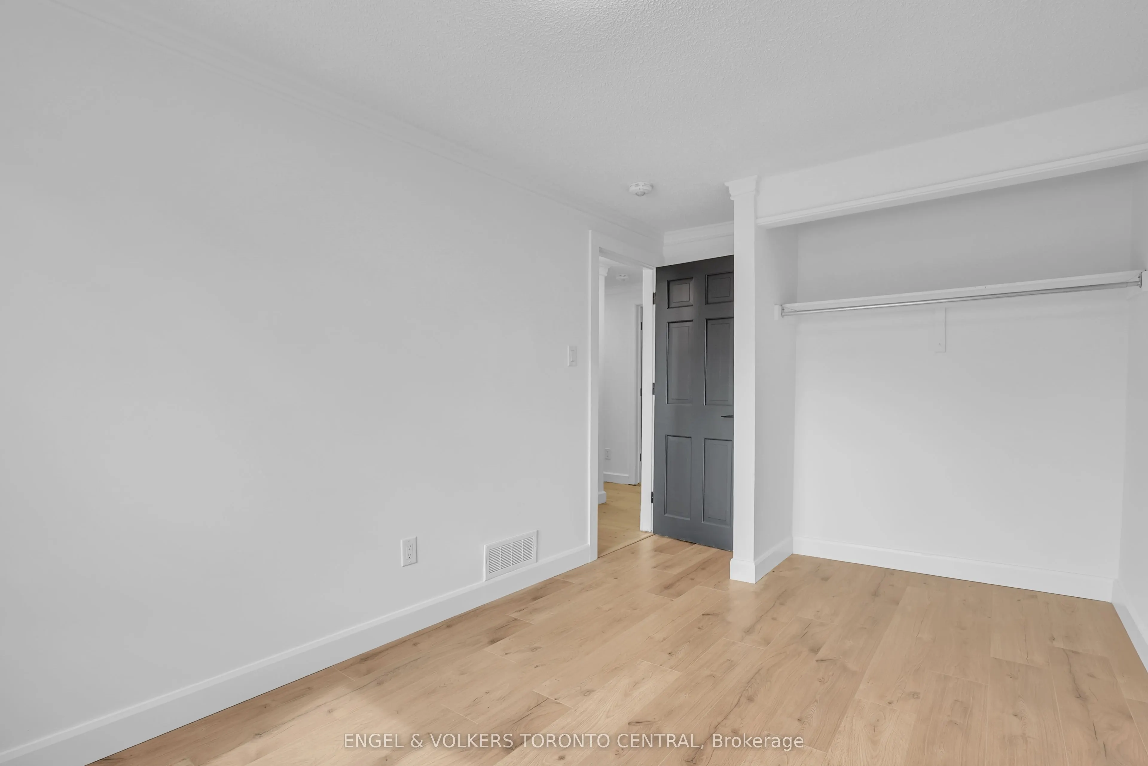 192 Edgehill Drive