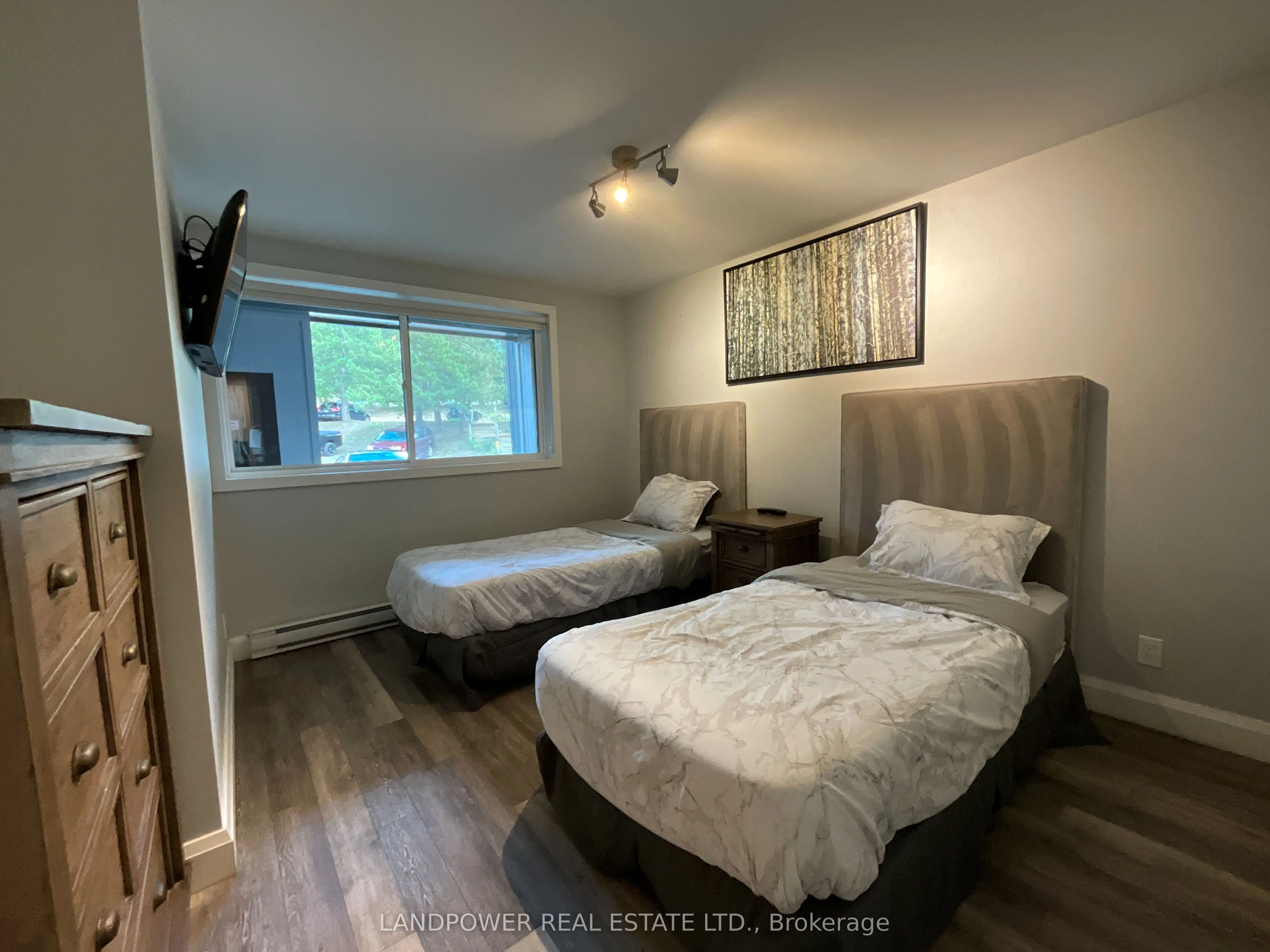 80 Horseshoe Boulevard, #101