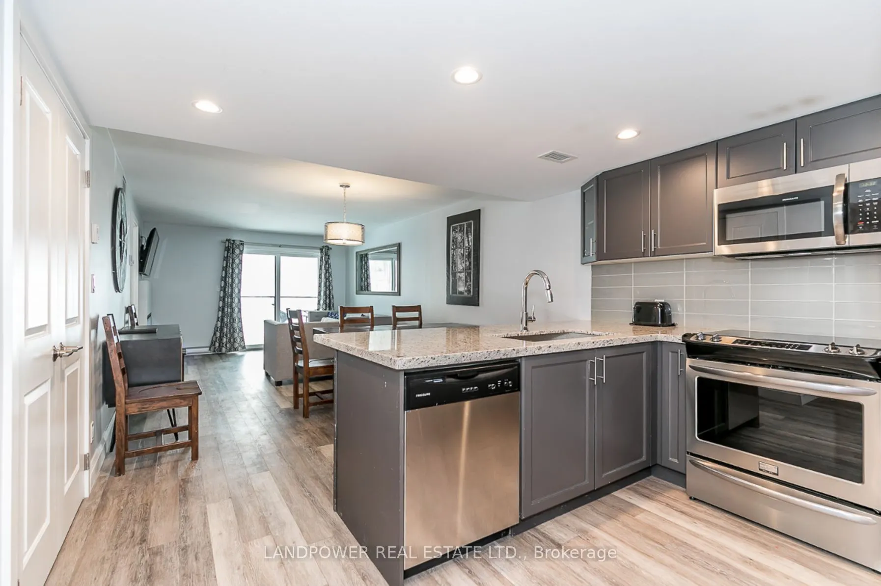 80 Horseshoe Boulevard, #101