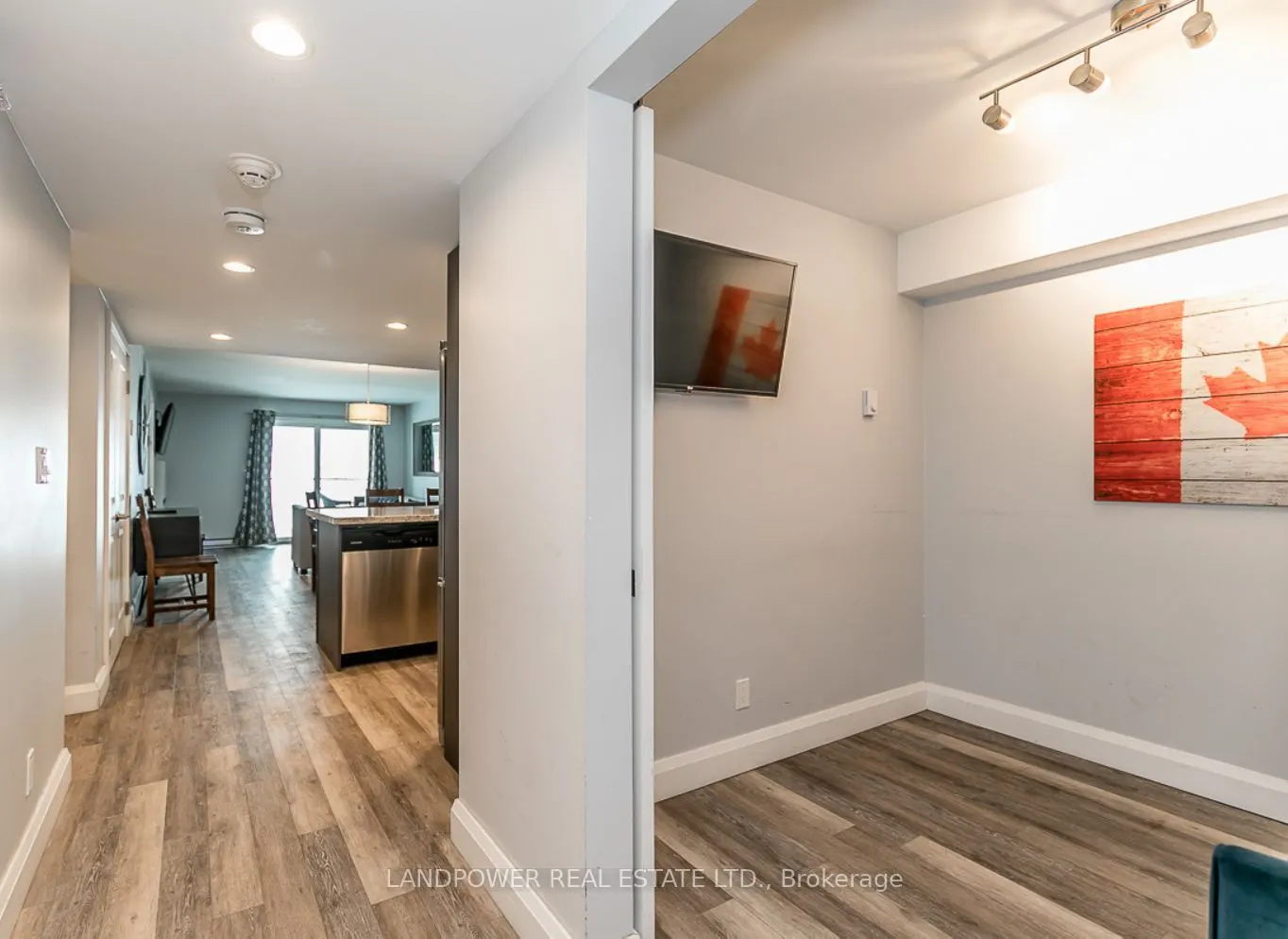 80 Horseshoe Boulevard, #101