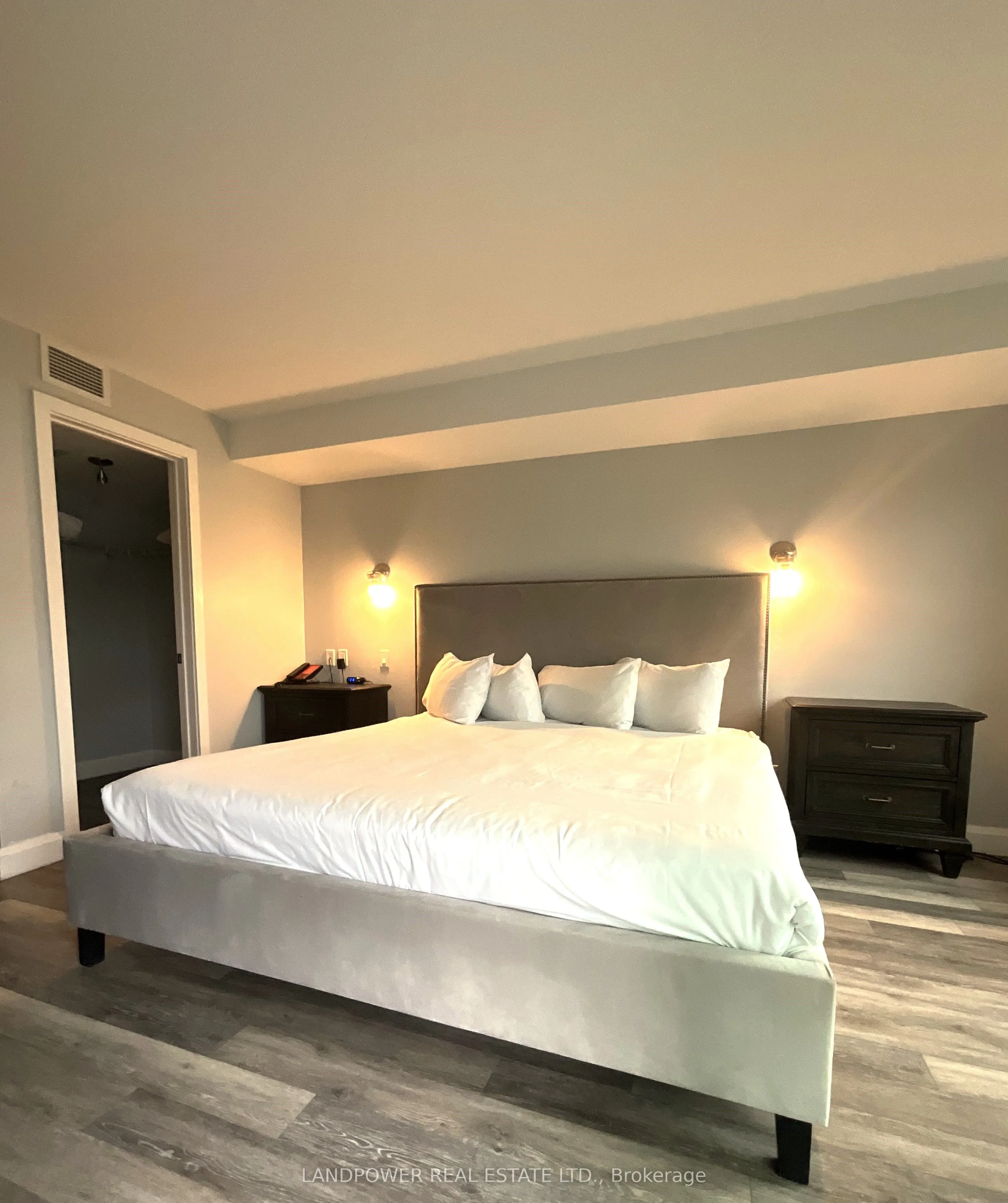 80 Horseshoe Boulevard, #101