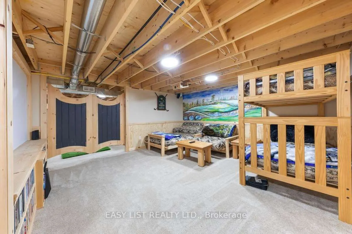 122 Greenpoint Road