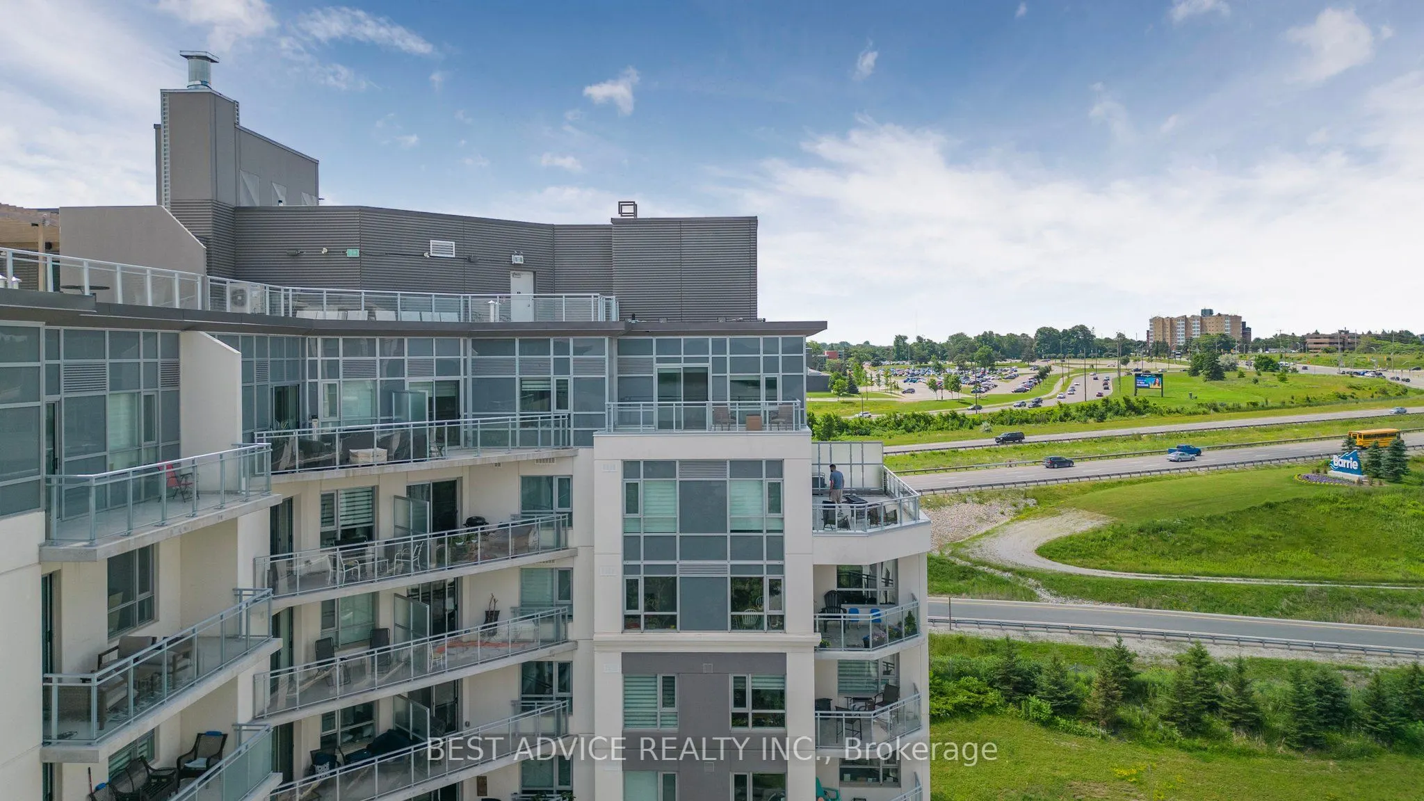 58 Lakeside Terrace, #706