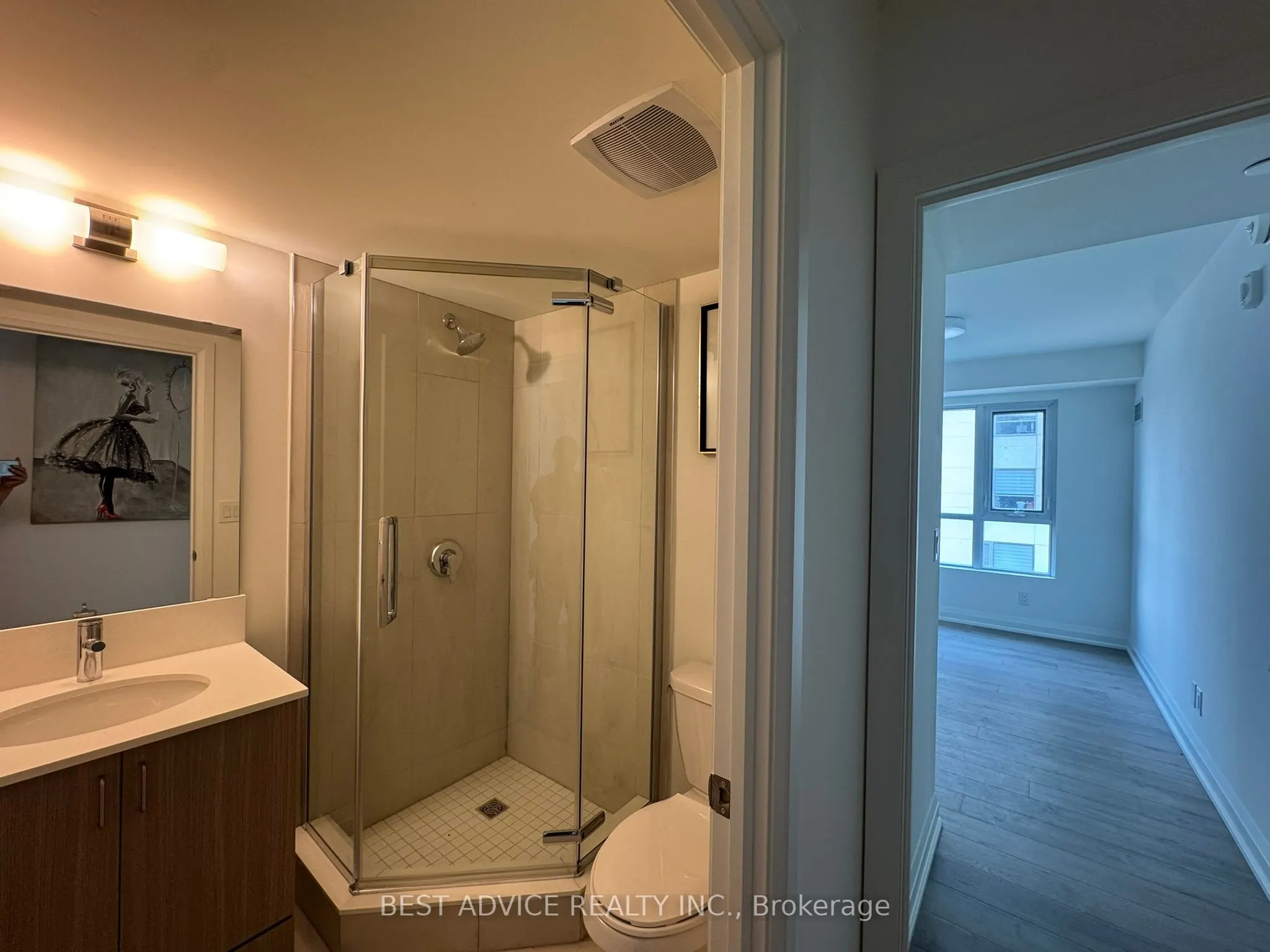 58 Lakeside Terrace, #706