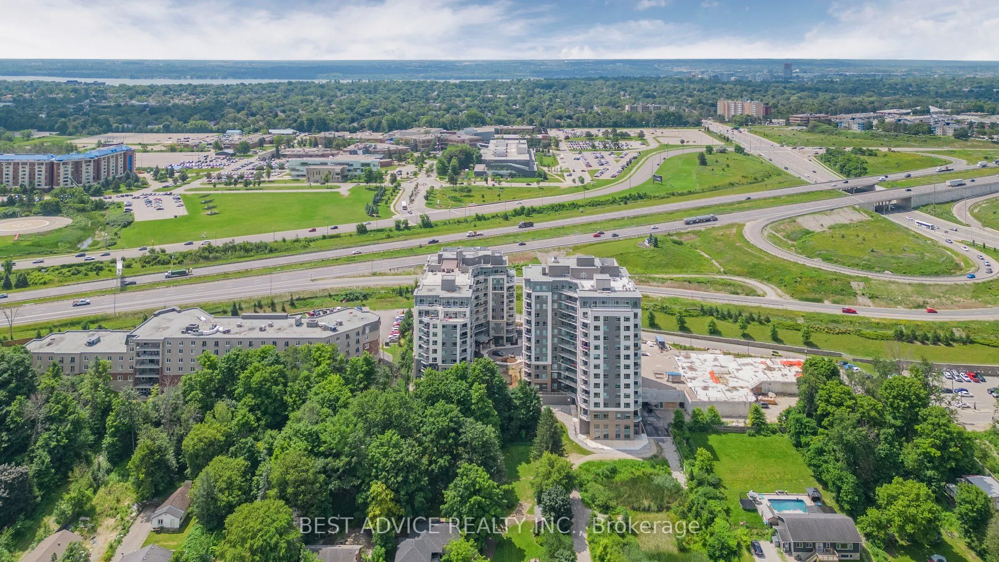 58 Lakeside Terrace, #706