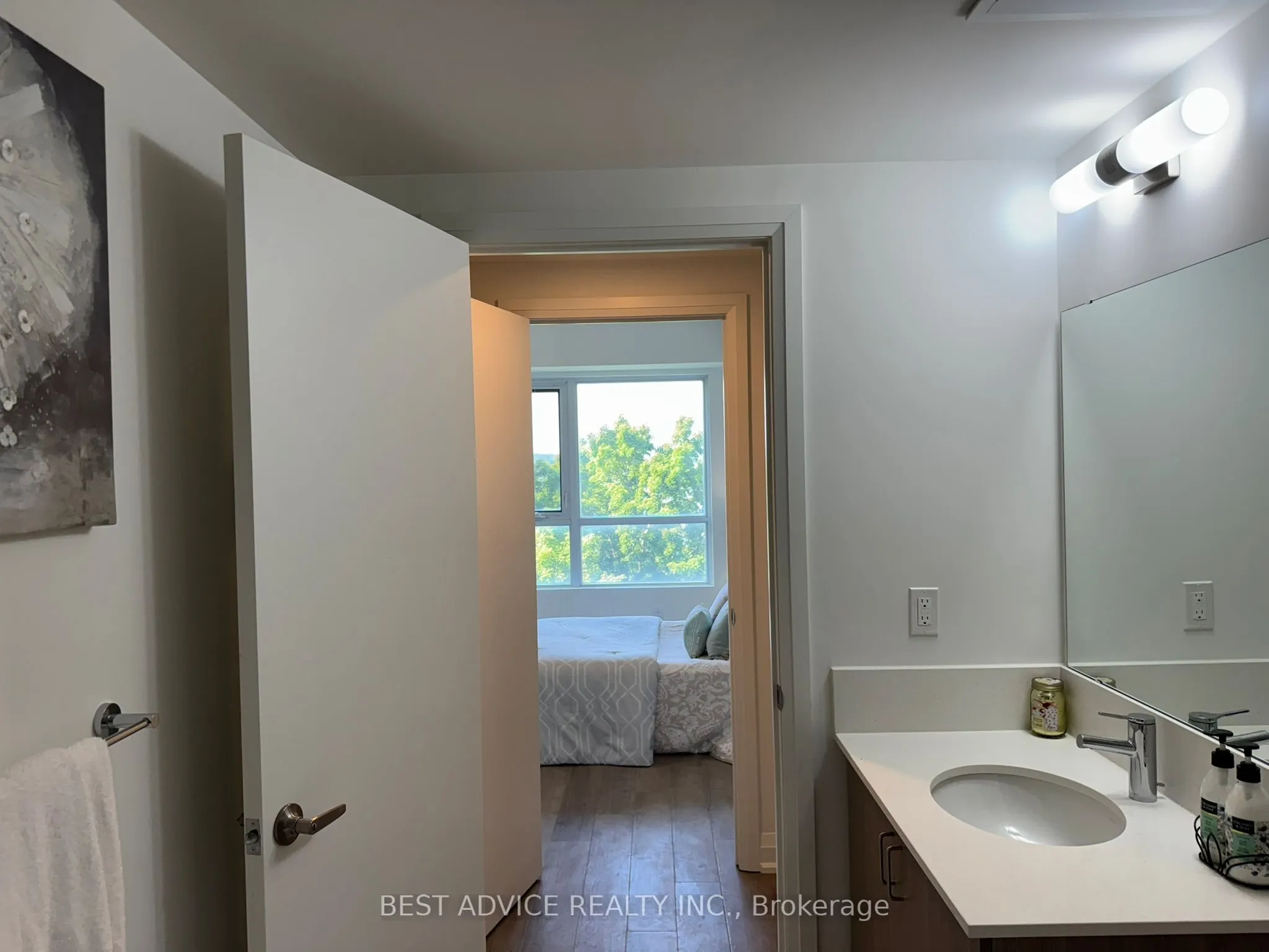 58 Lakeside Terrace, #706