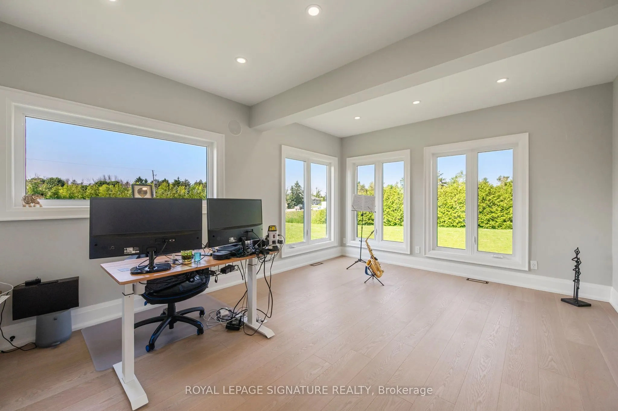 2978 Suntrac Drive