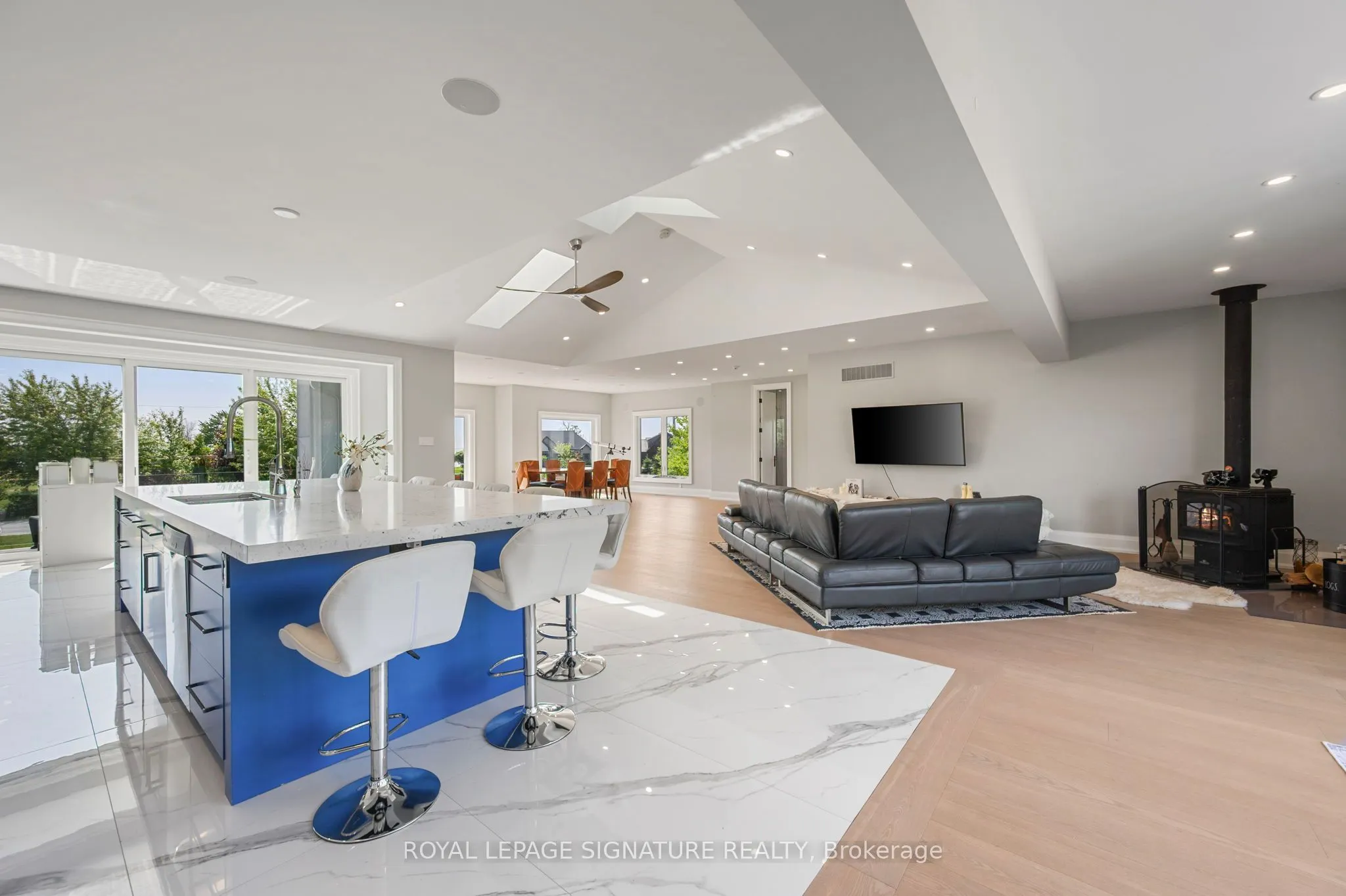 2978 Suntrac Drive