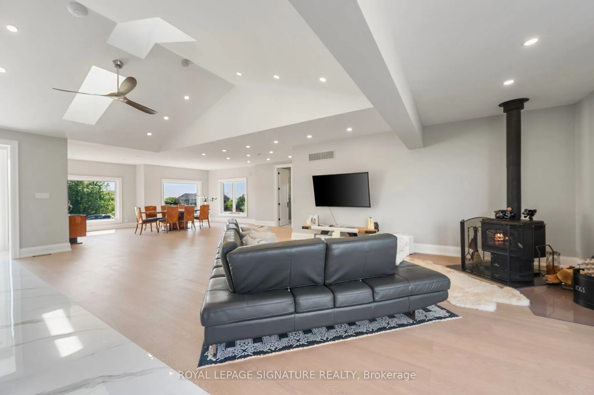 2978 Suntrac Drive
