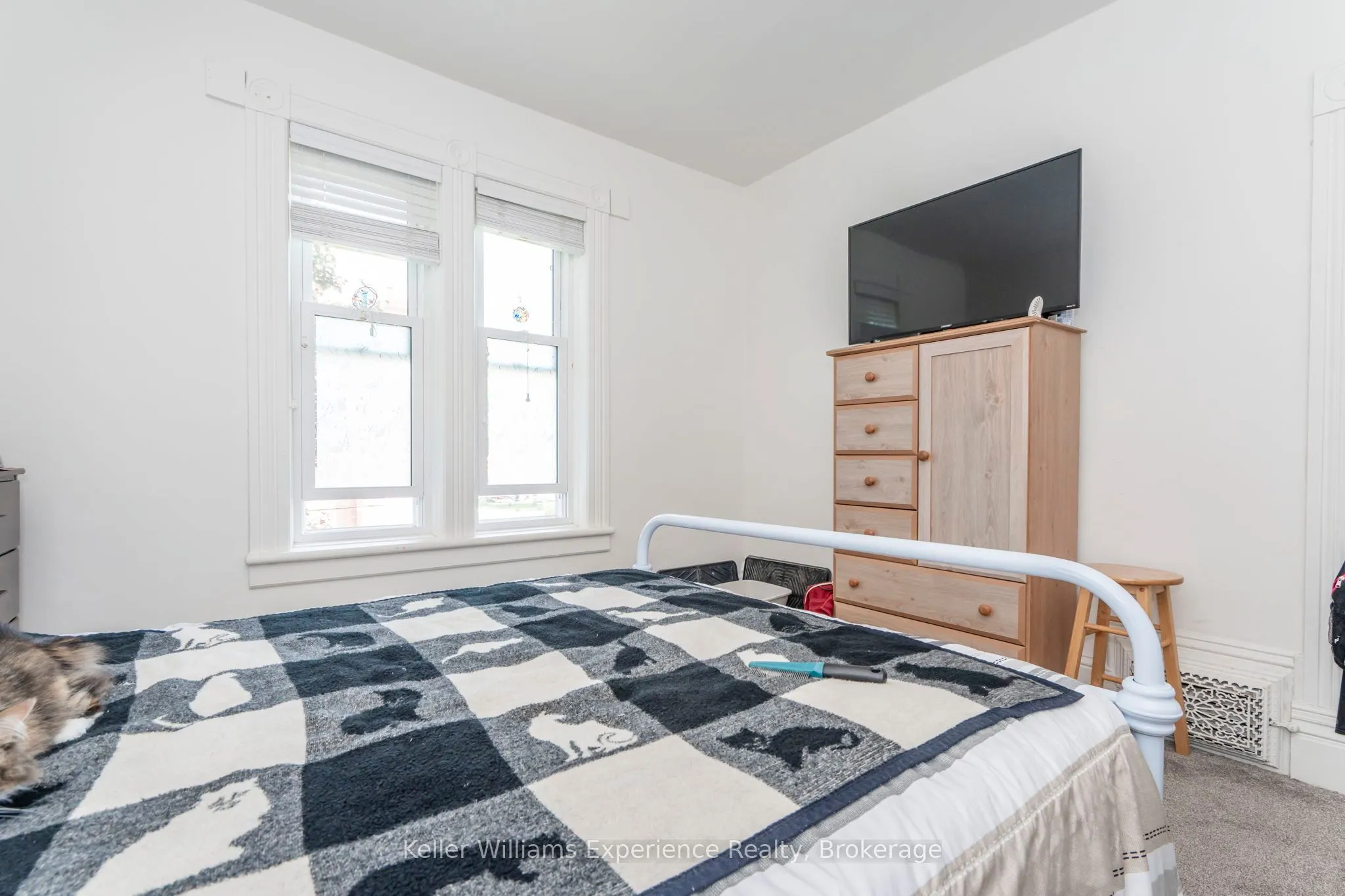 20 Yonge Street S