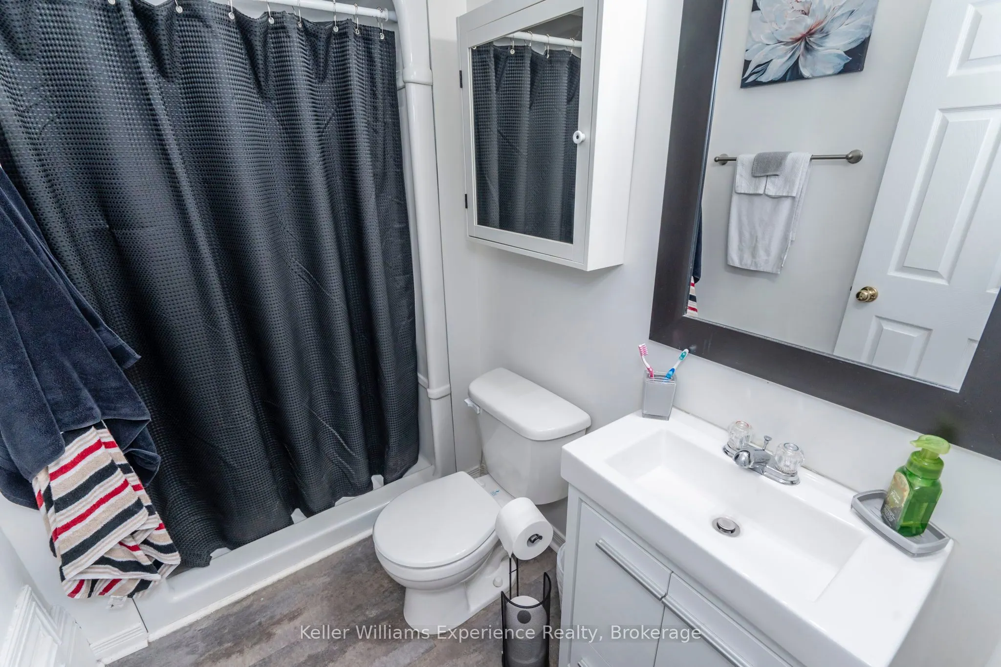 20 Yonge Street S