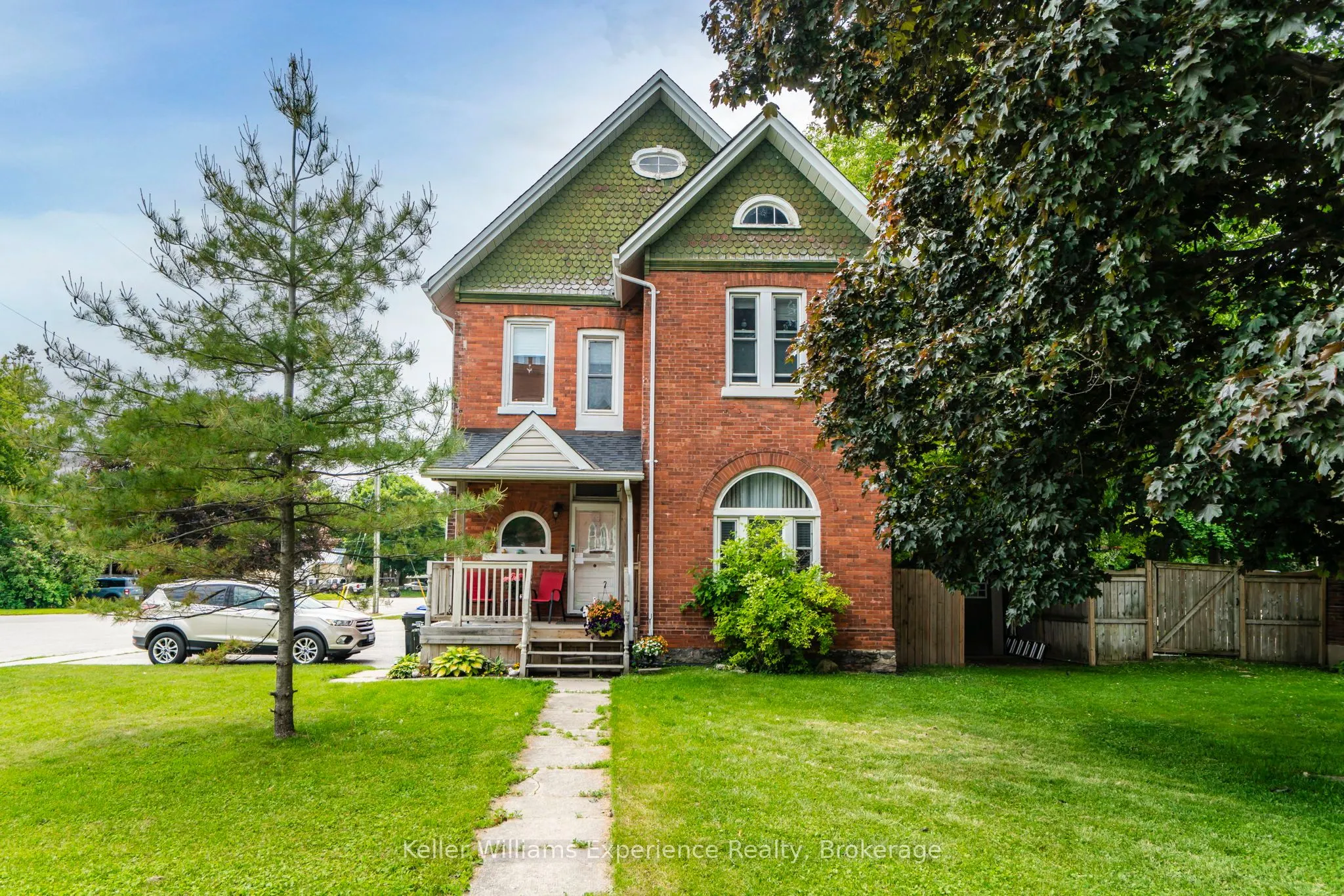 20 Yonge Street S