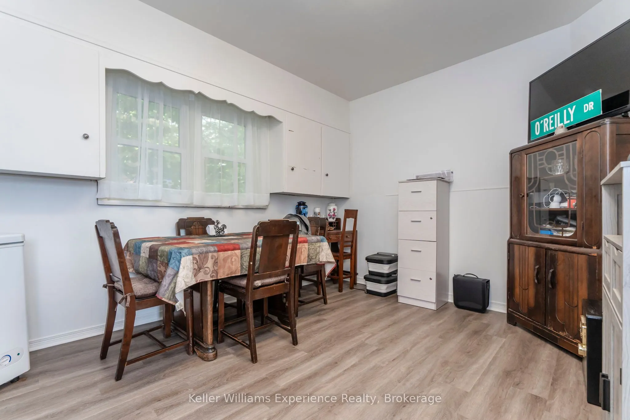 20 Yonge Street S
