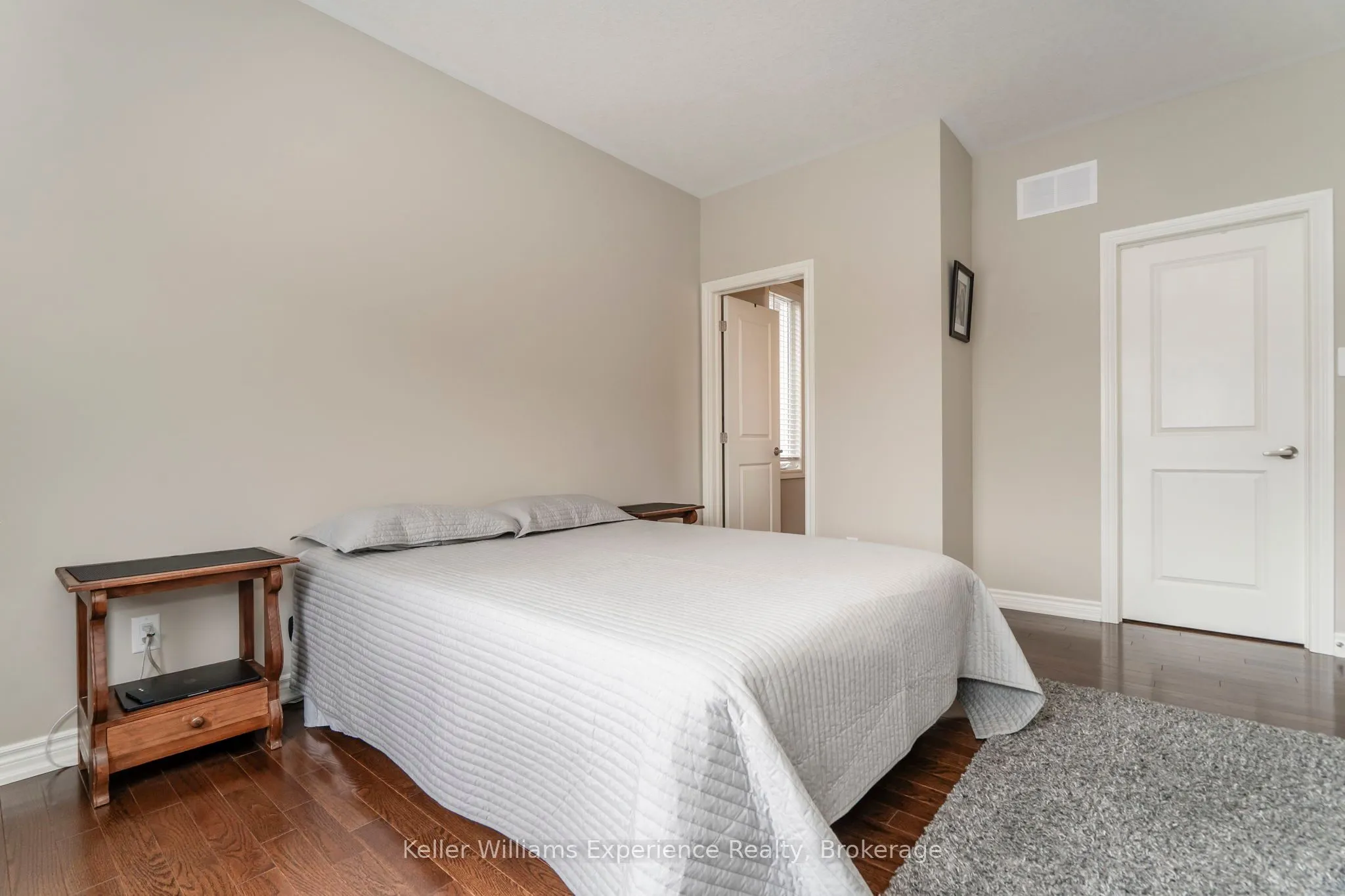 939 Stollar Place