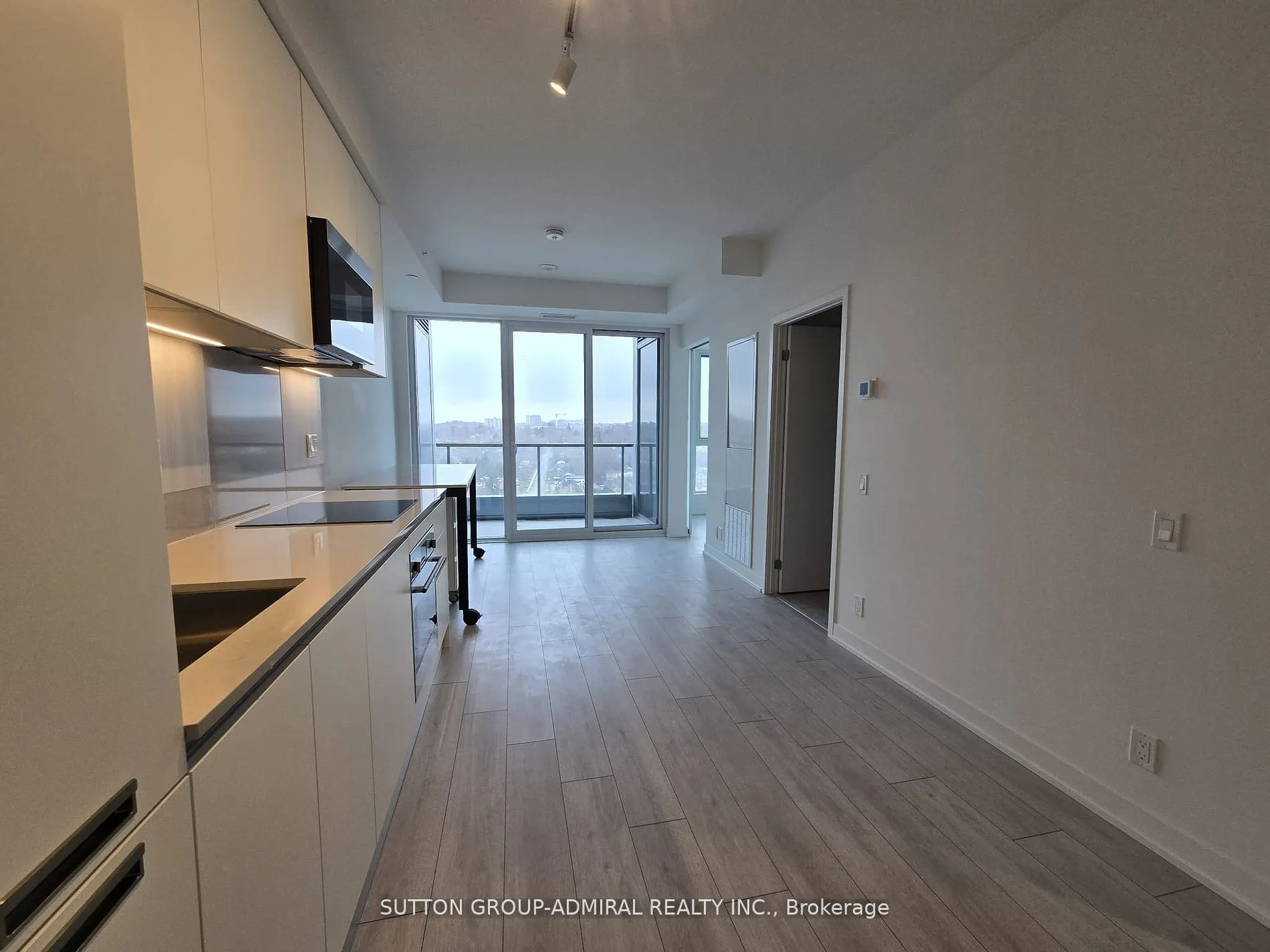 39 Mary Street, #1703