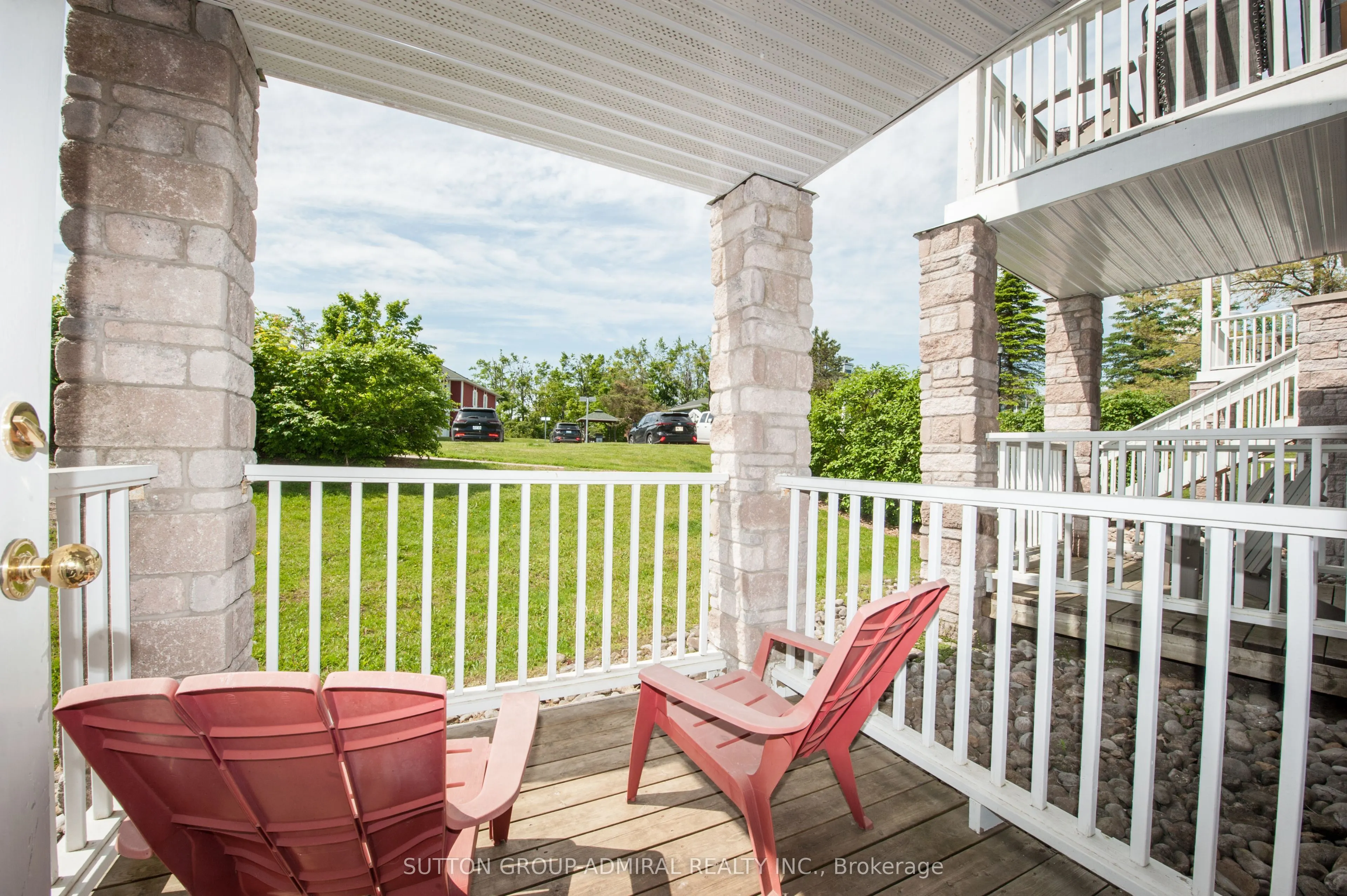 90 Highland Drive S, #2010