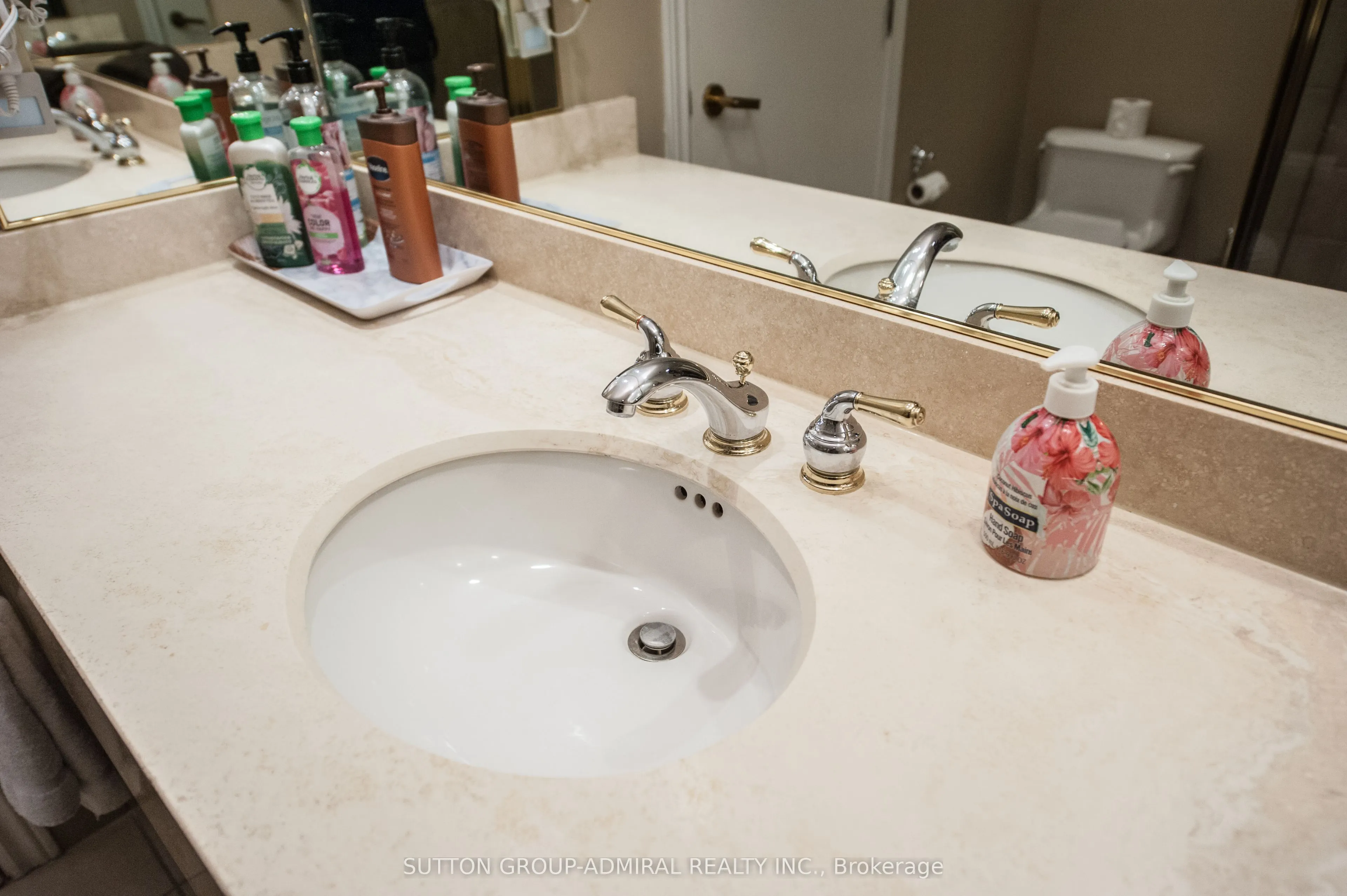 90 Highland Drive S, #2010