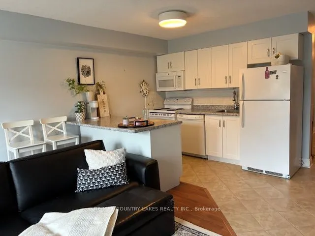 11 Laguna Parkway, #4