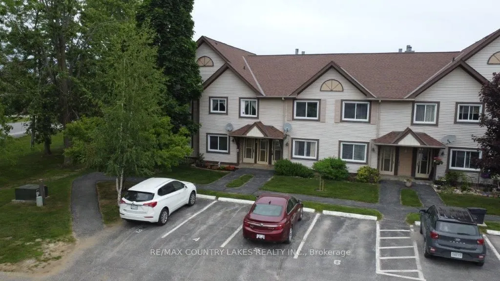 11 Laguna Parkway, #4