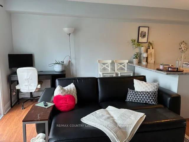 11 Laguna Parkway, #4