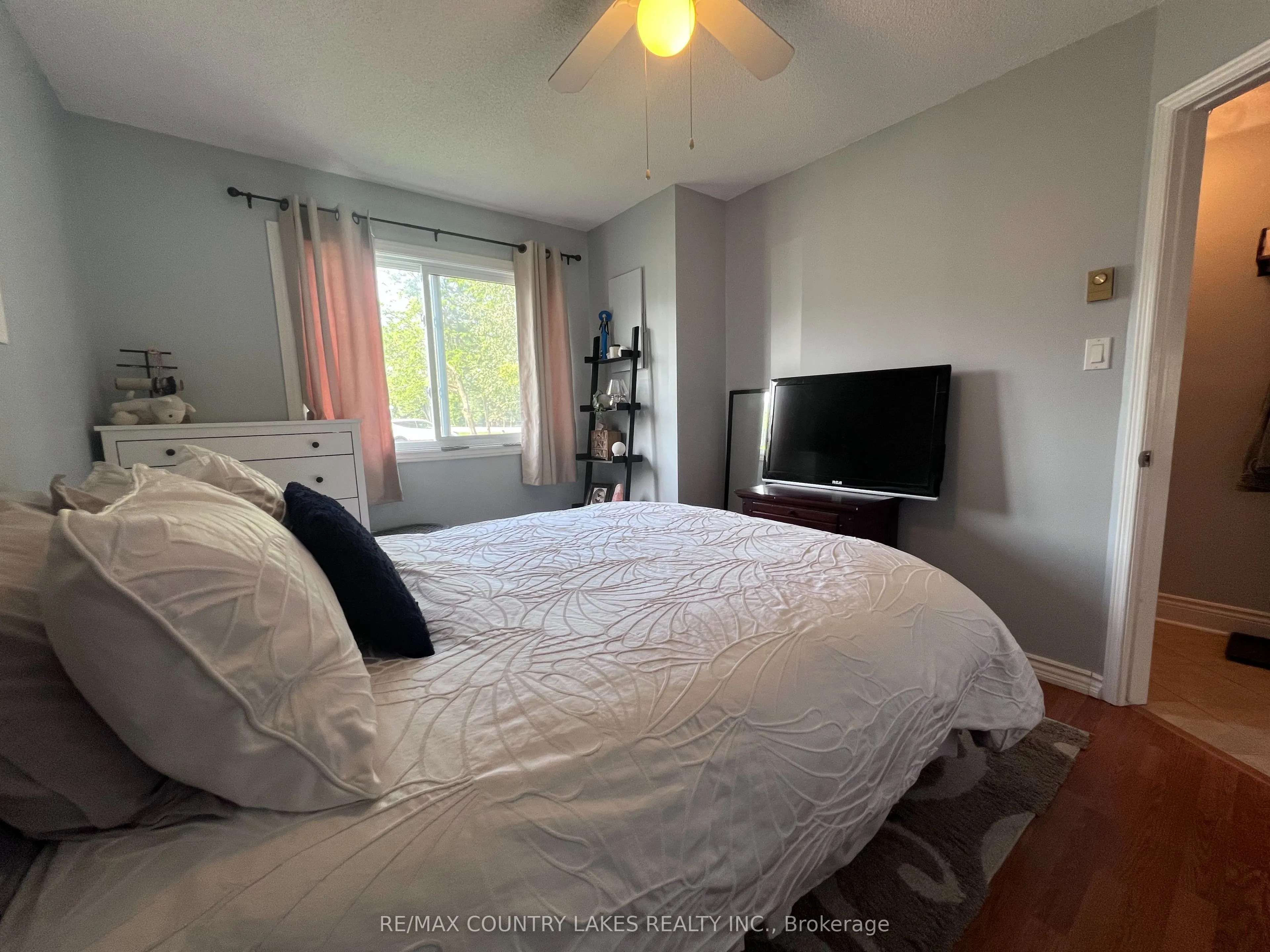 11 Laguna Parkway, #4