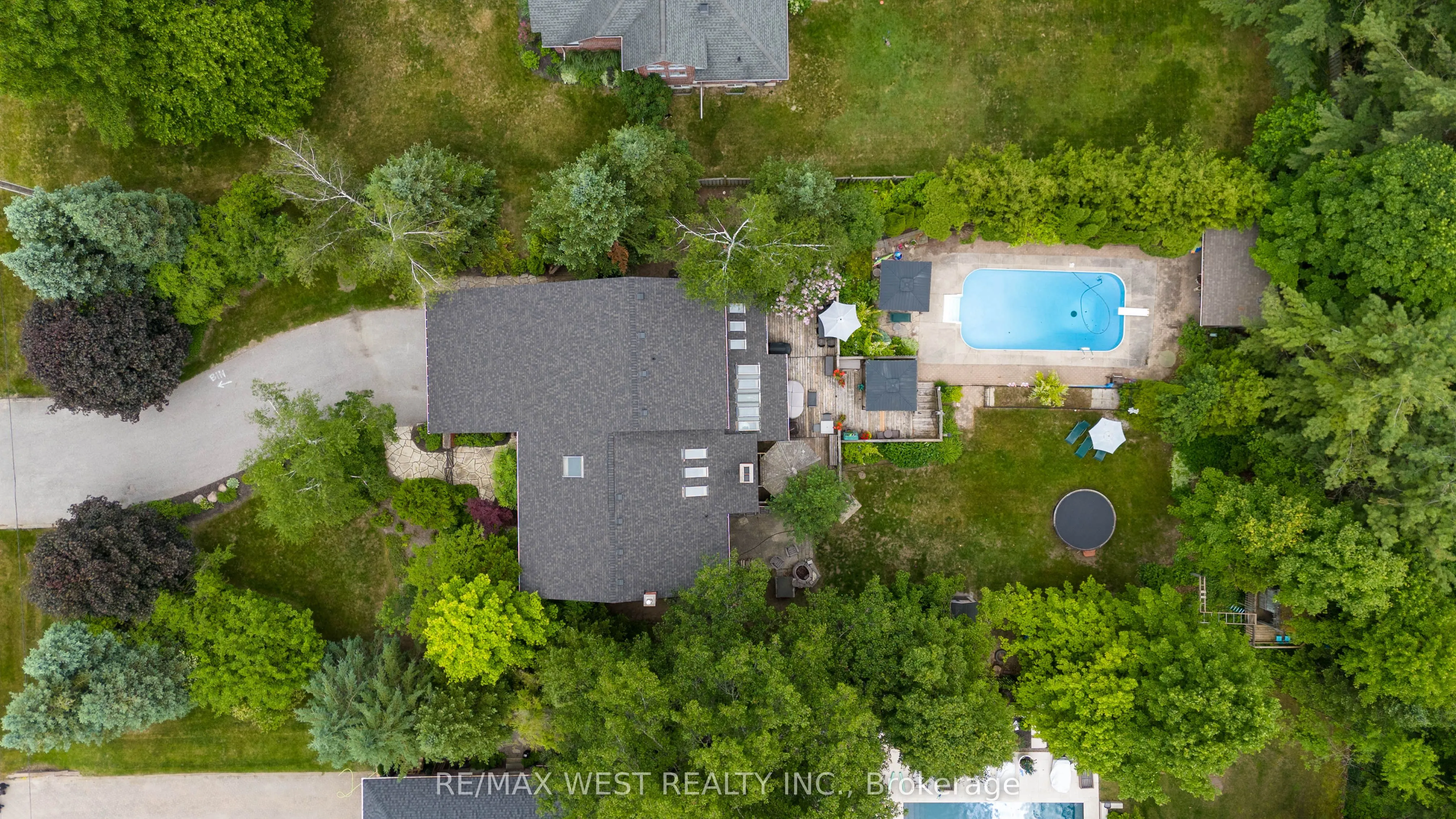 35 Jodies Lane