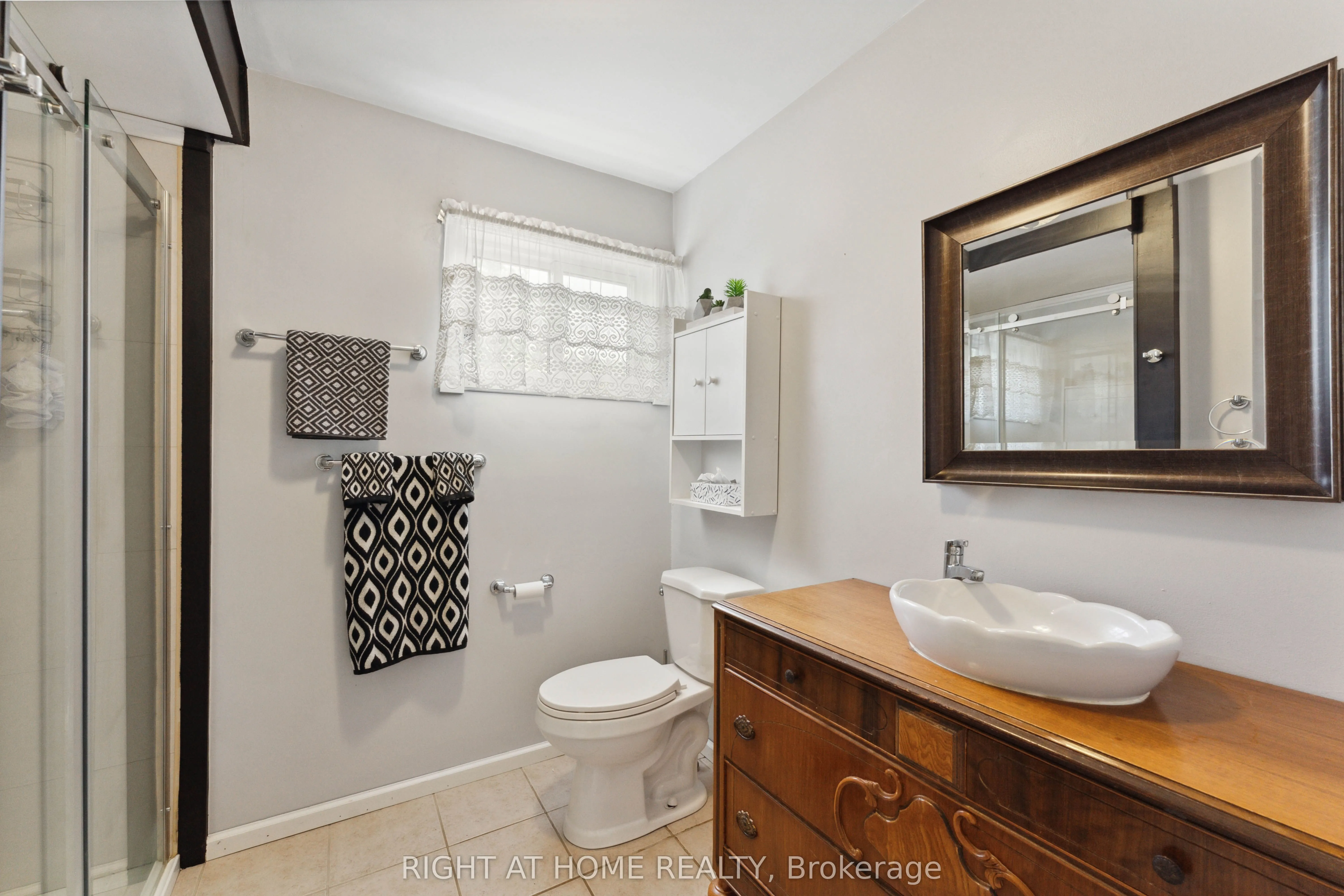 5171 Severn Pines Crescent