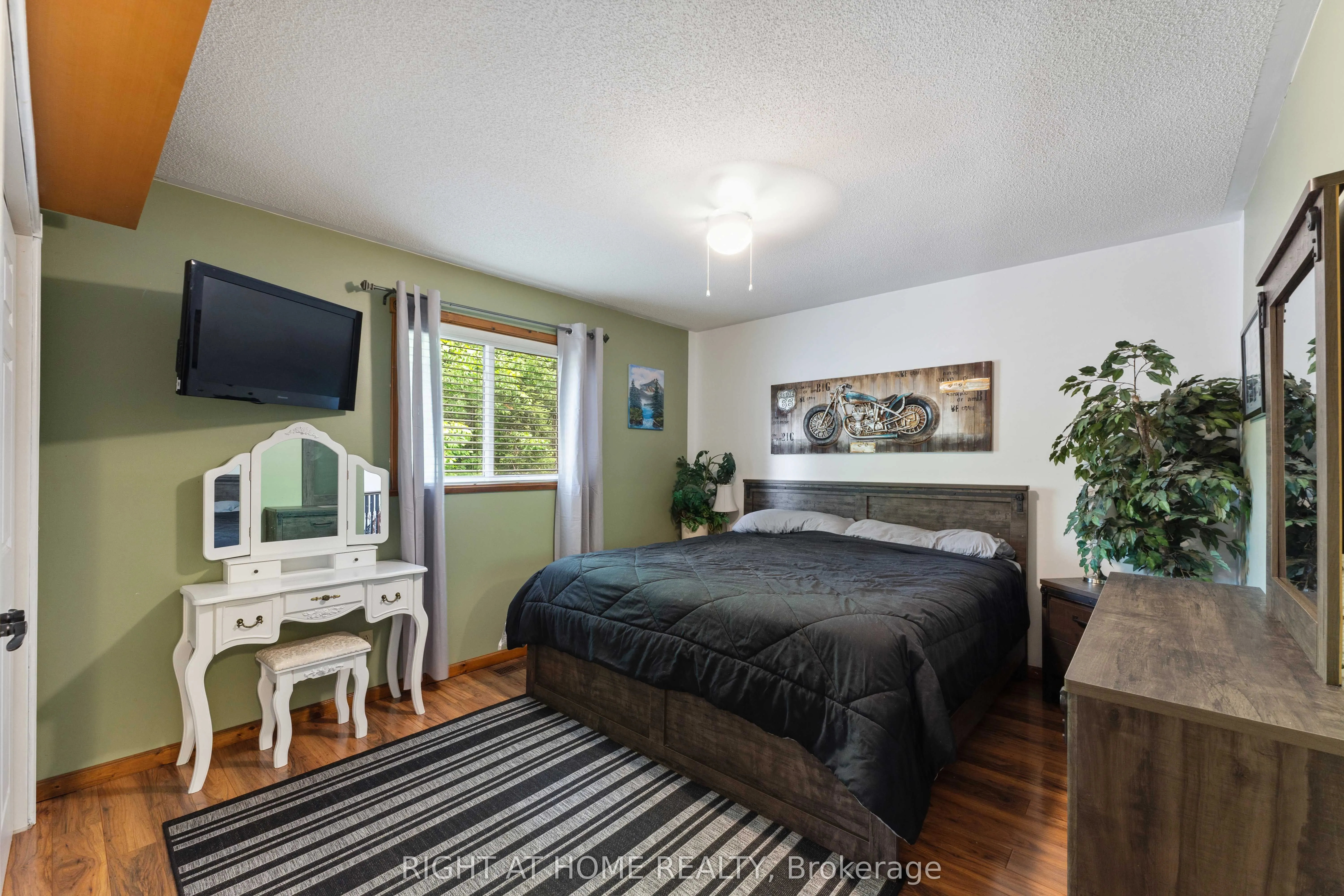 5171 Severn Pines Crescent