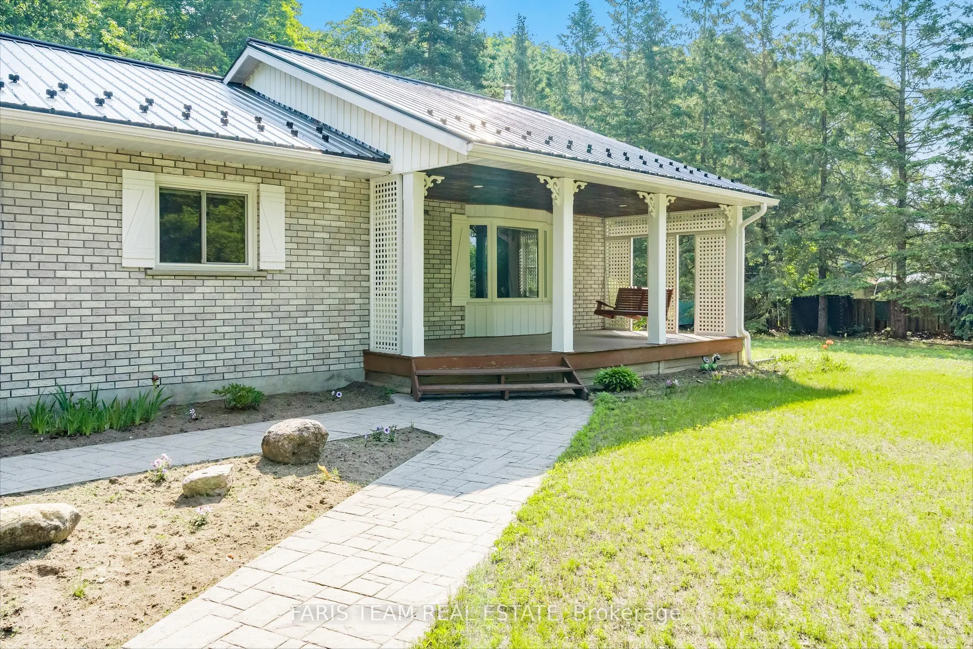 1941 Vespra Valley Road