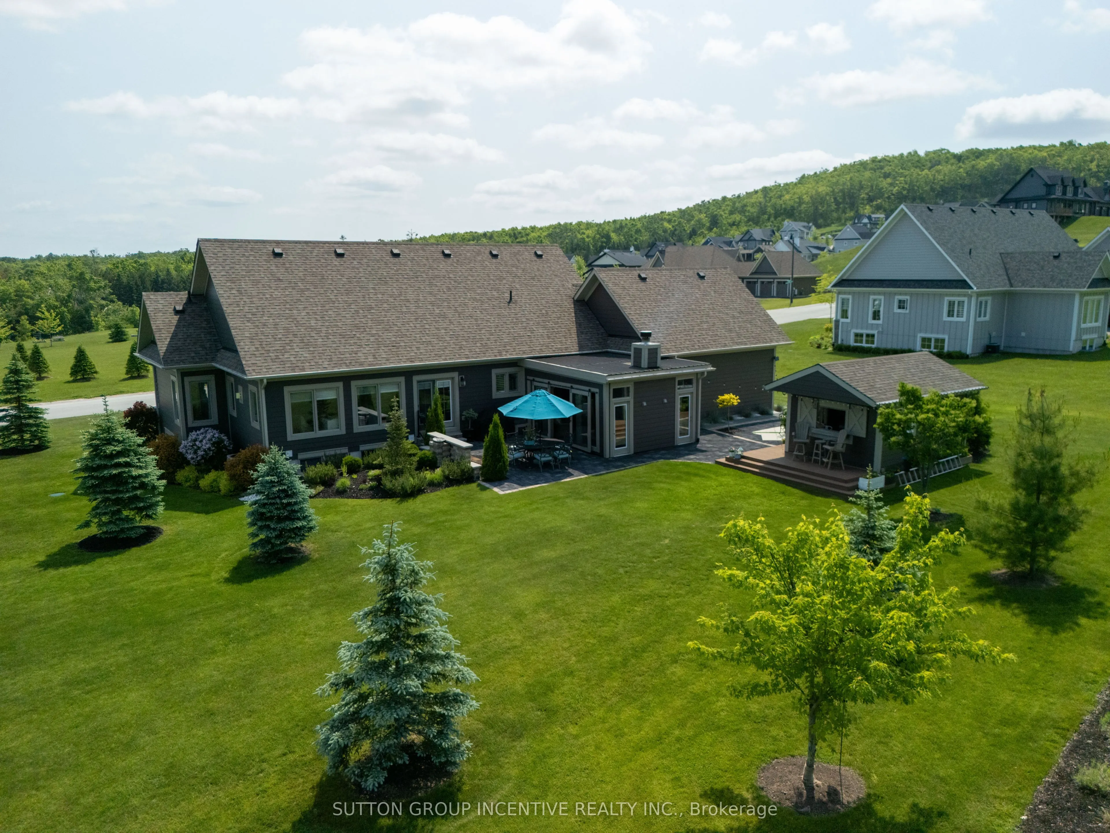 22 thoroughbred Drive