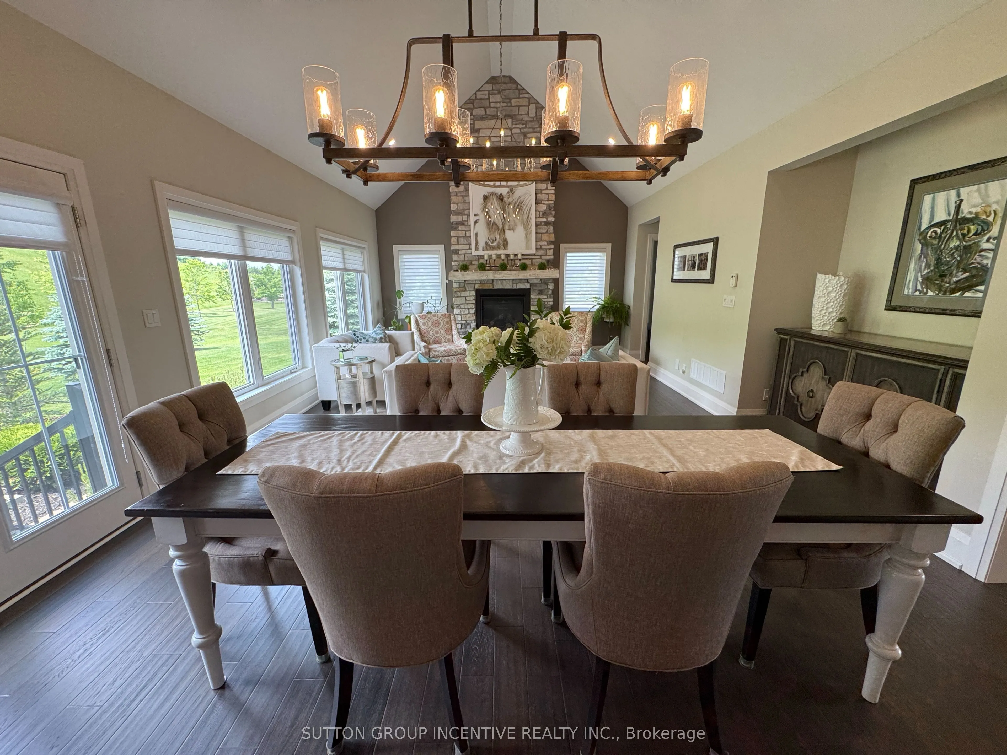 22 thoroughbred Drive