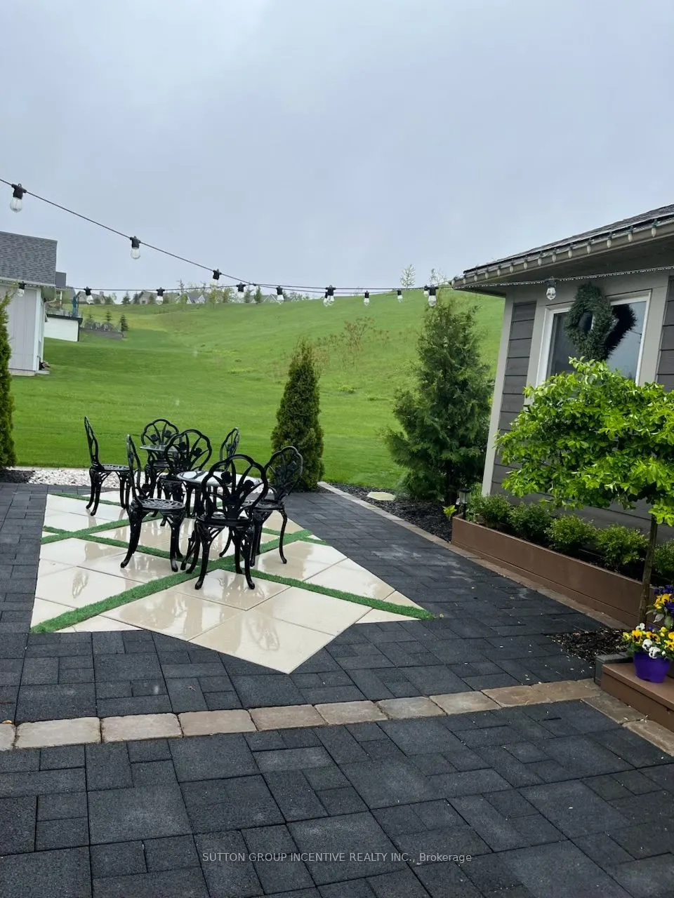 22 thoroughbred Drive