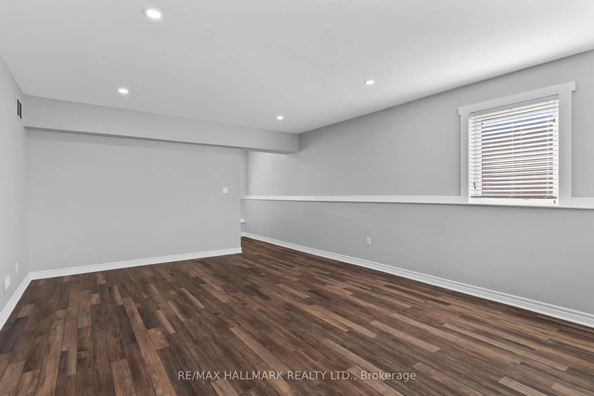 13 Pinetree Court