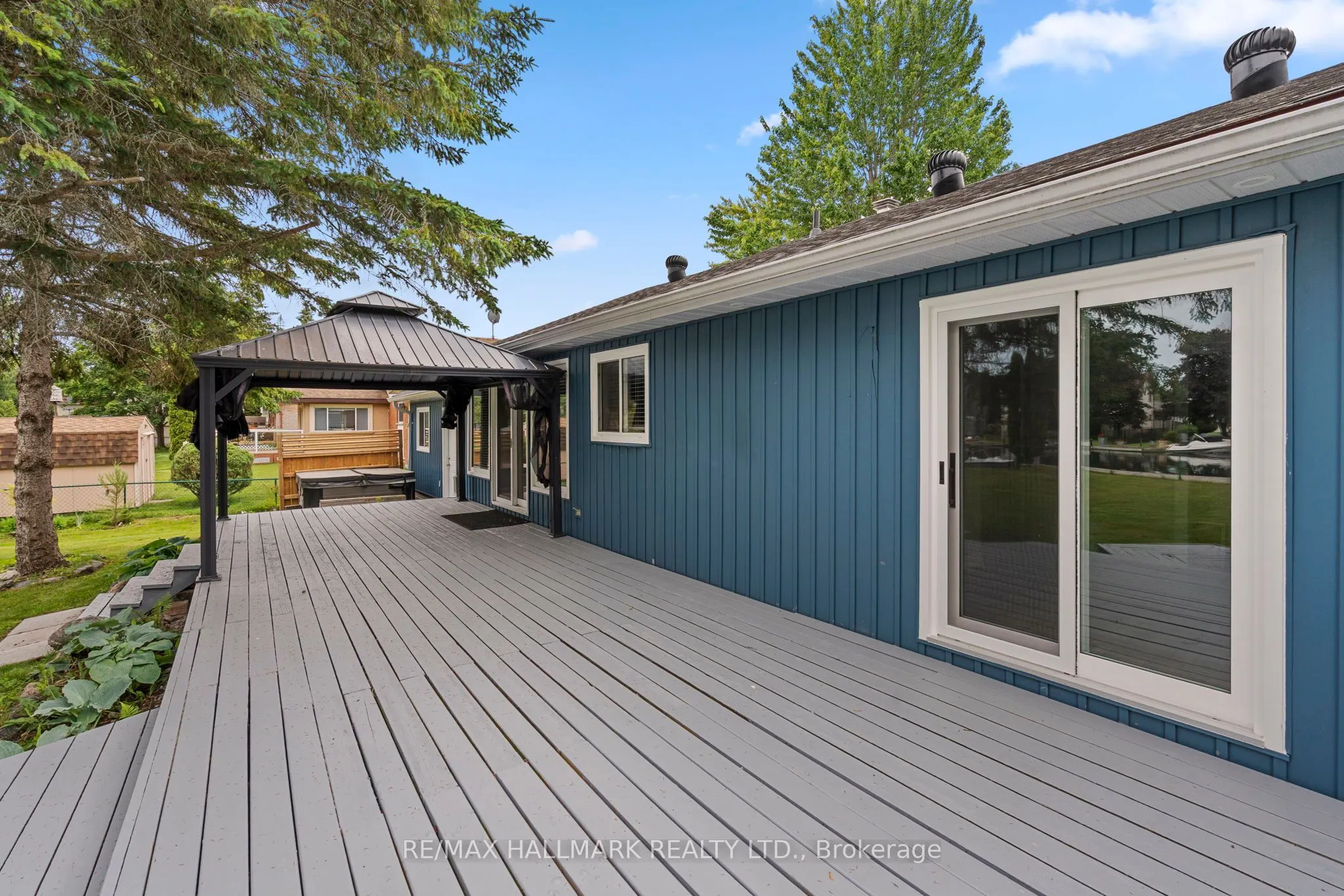 13 Pinetree Court