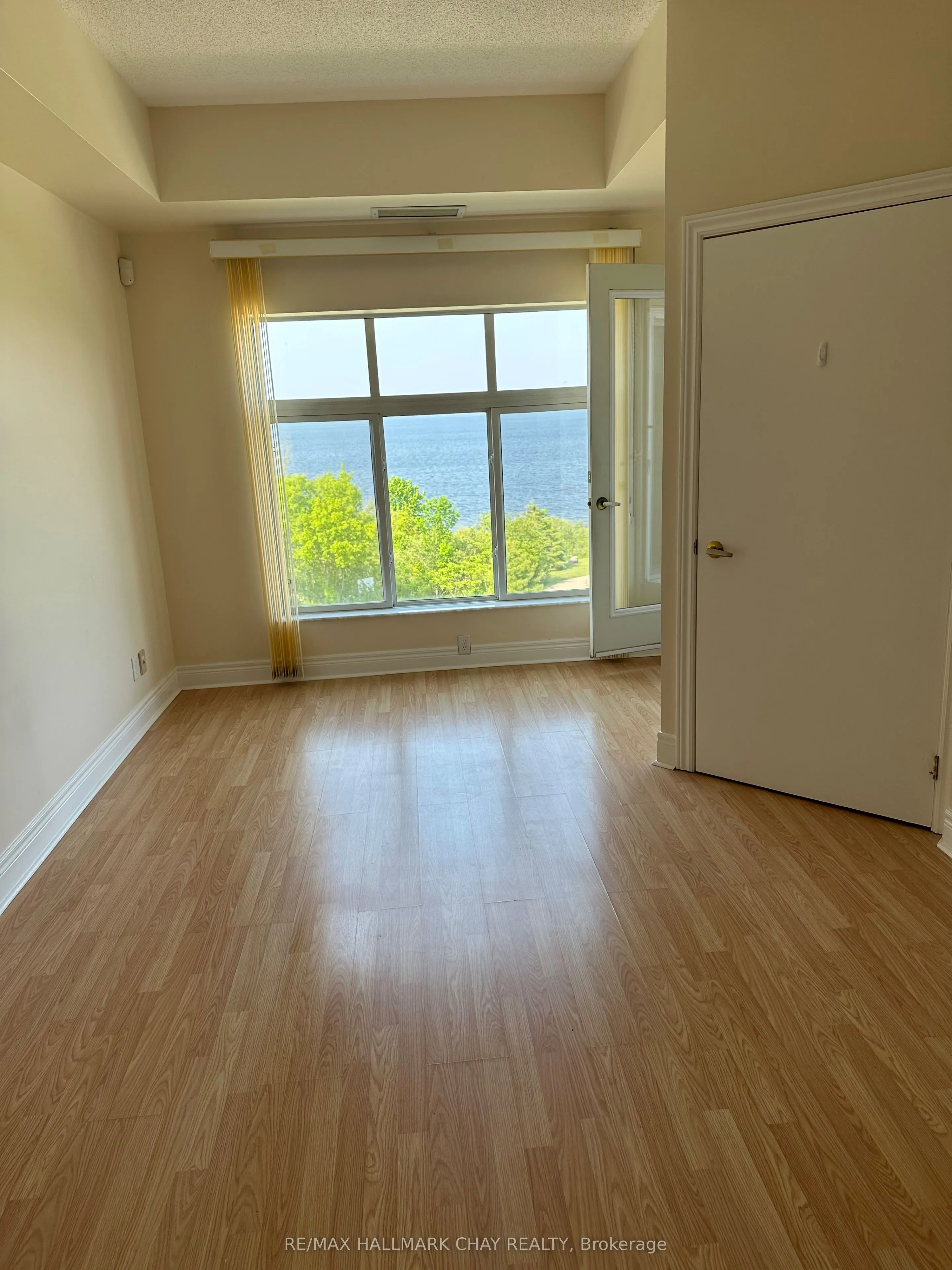 280 Aberdeen Boulevard, #403-PH3