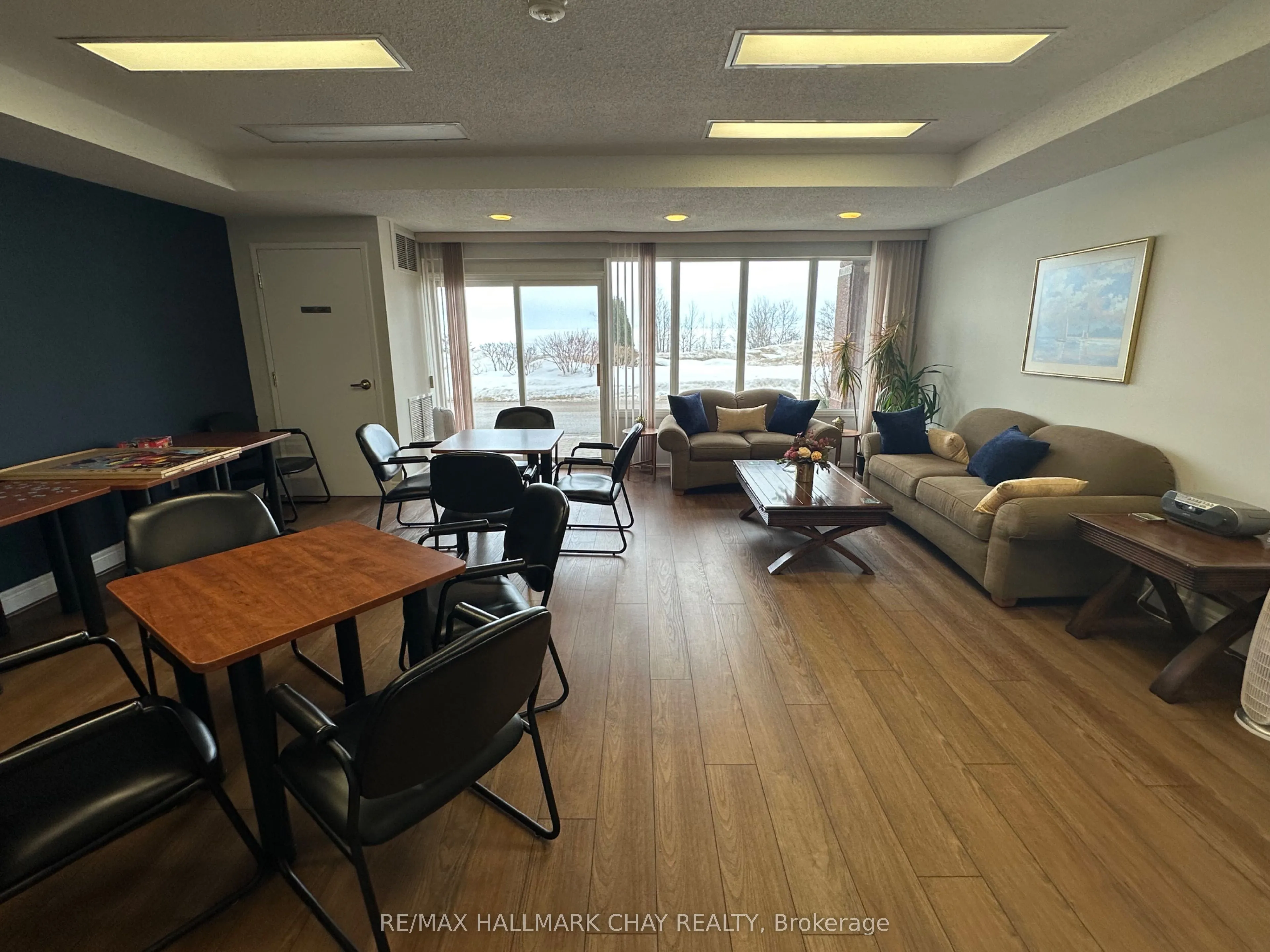 280 Aberdeen Boulevard, #403-PH3
